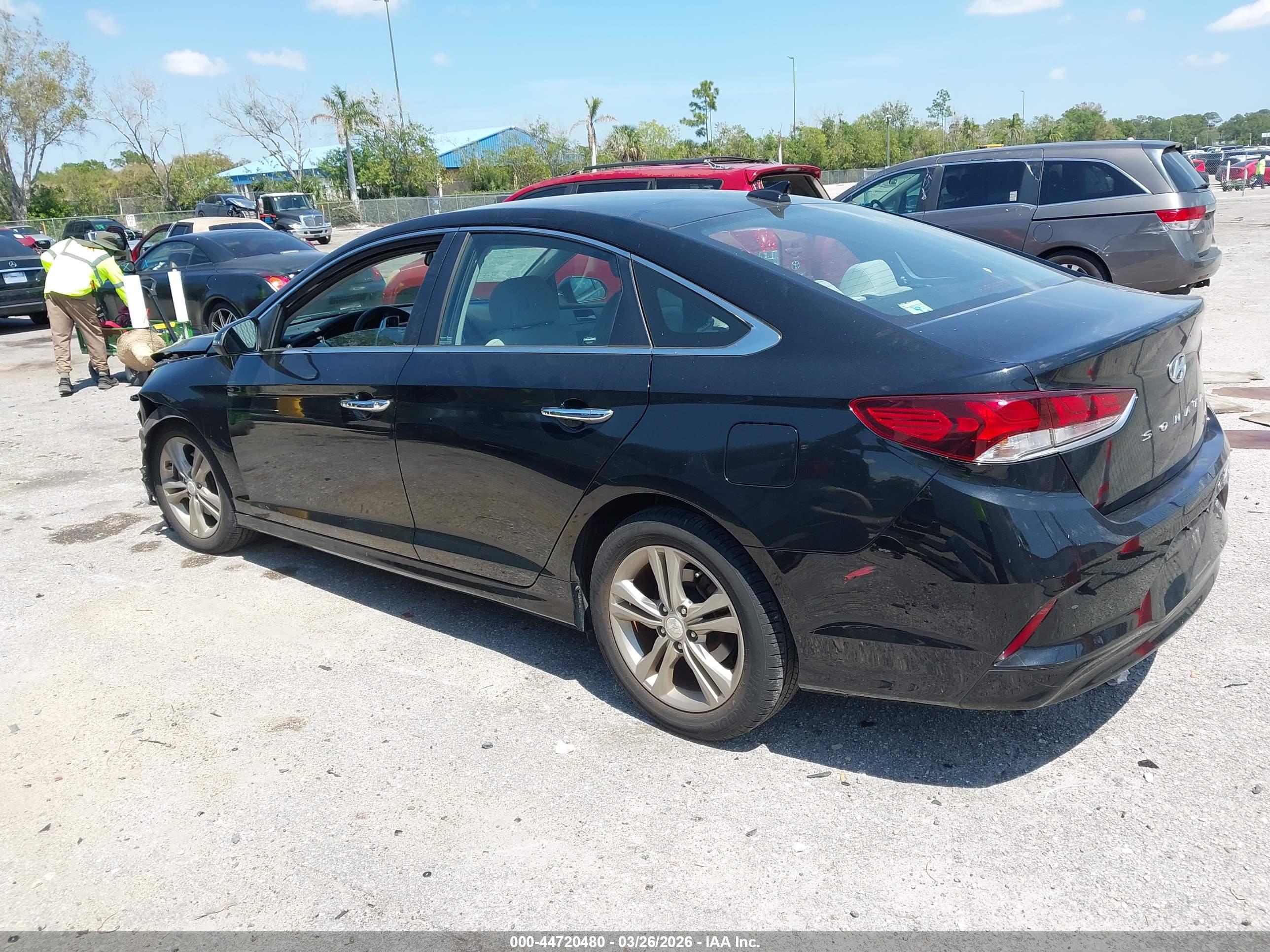 HYUNDAI SONATA image 3
