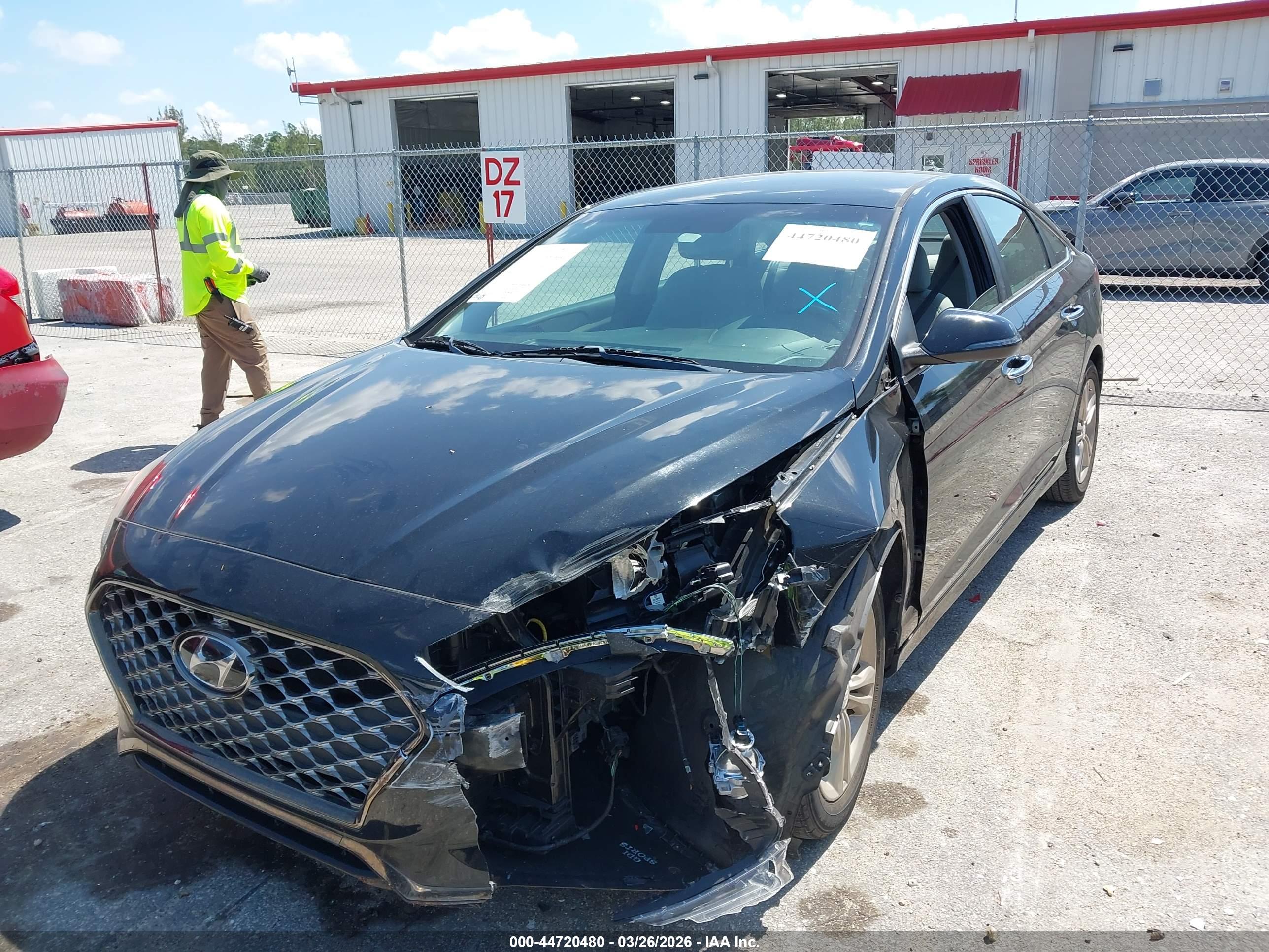 HYUNDAI SONATA image 6