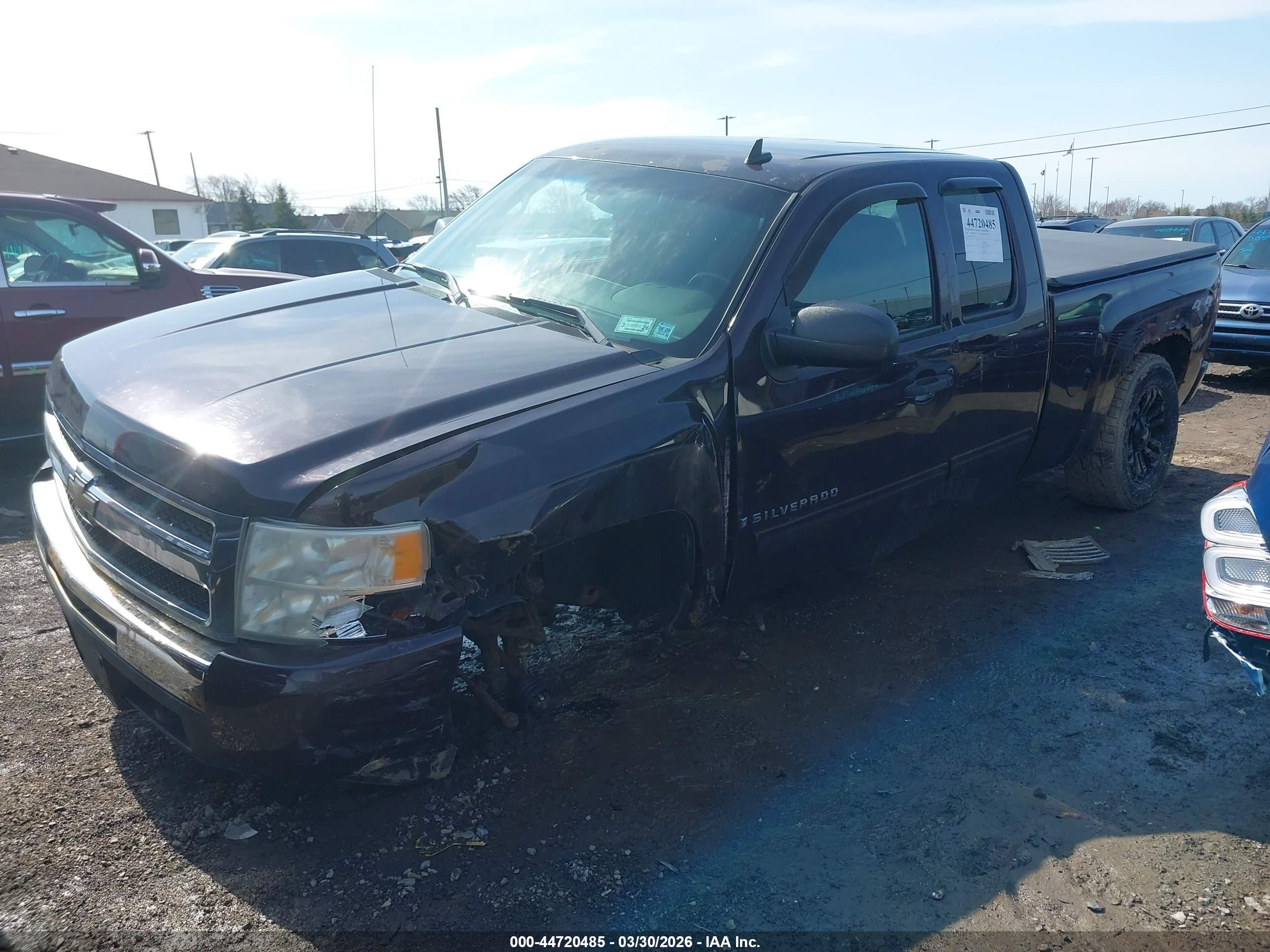 CHEVROLET SILVERADO image 2