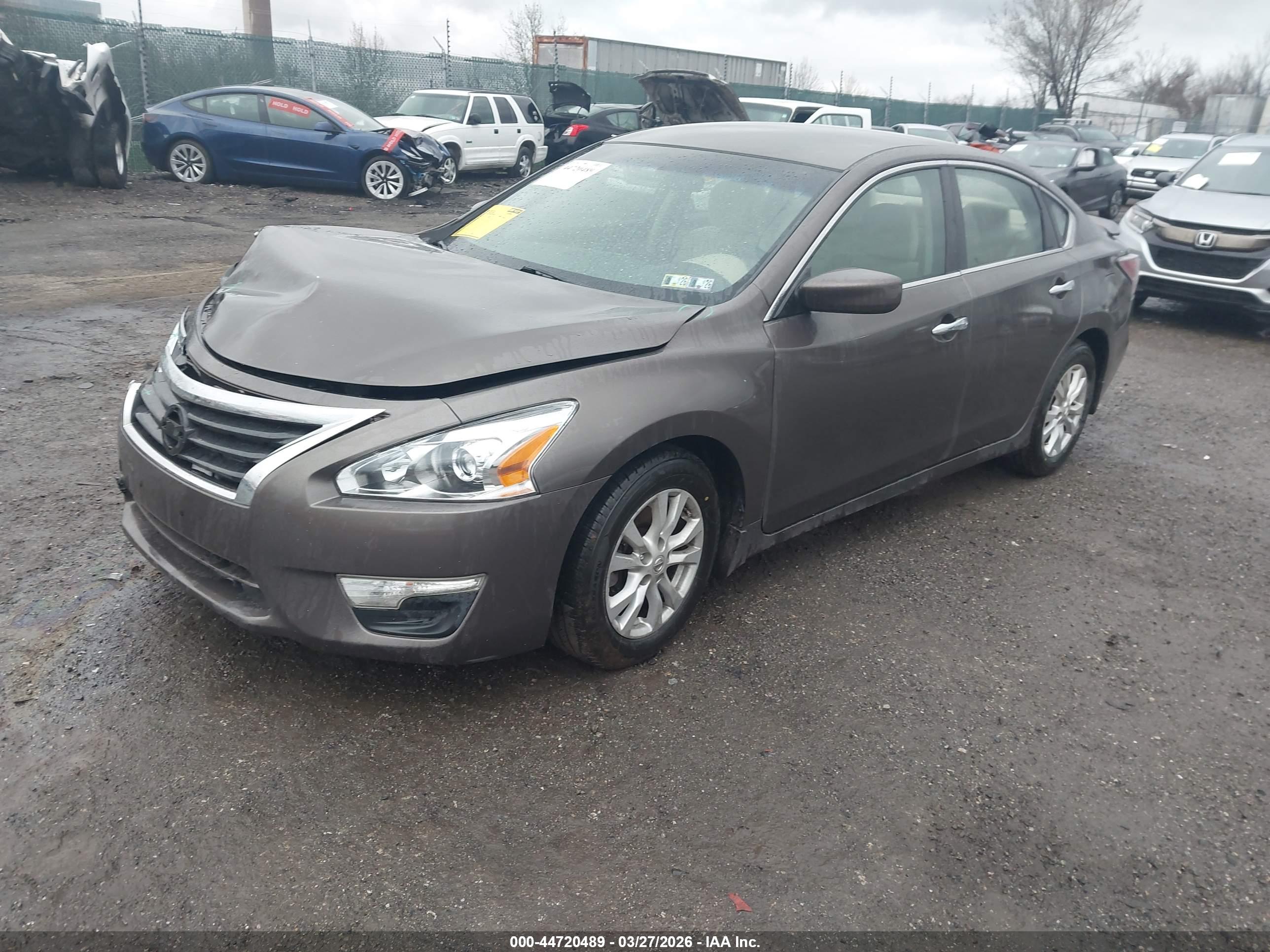NISSAN ALTIMA image 2