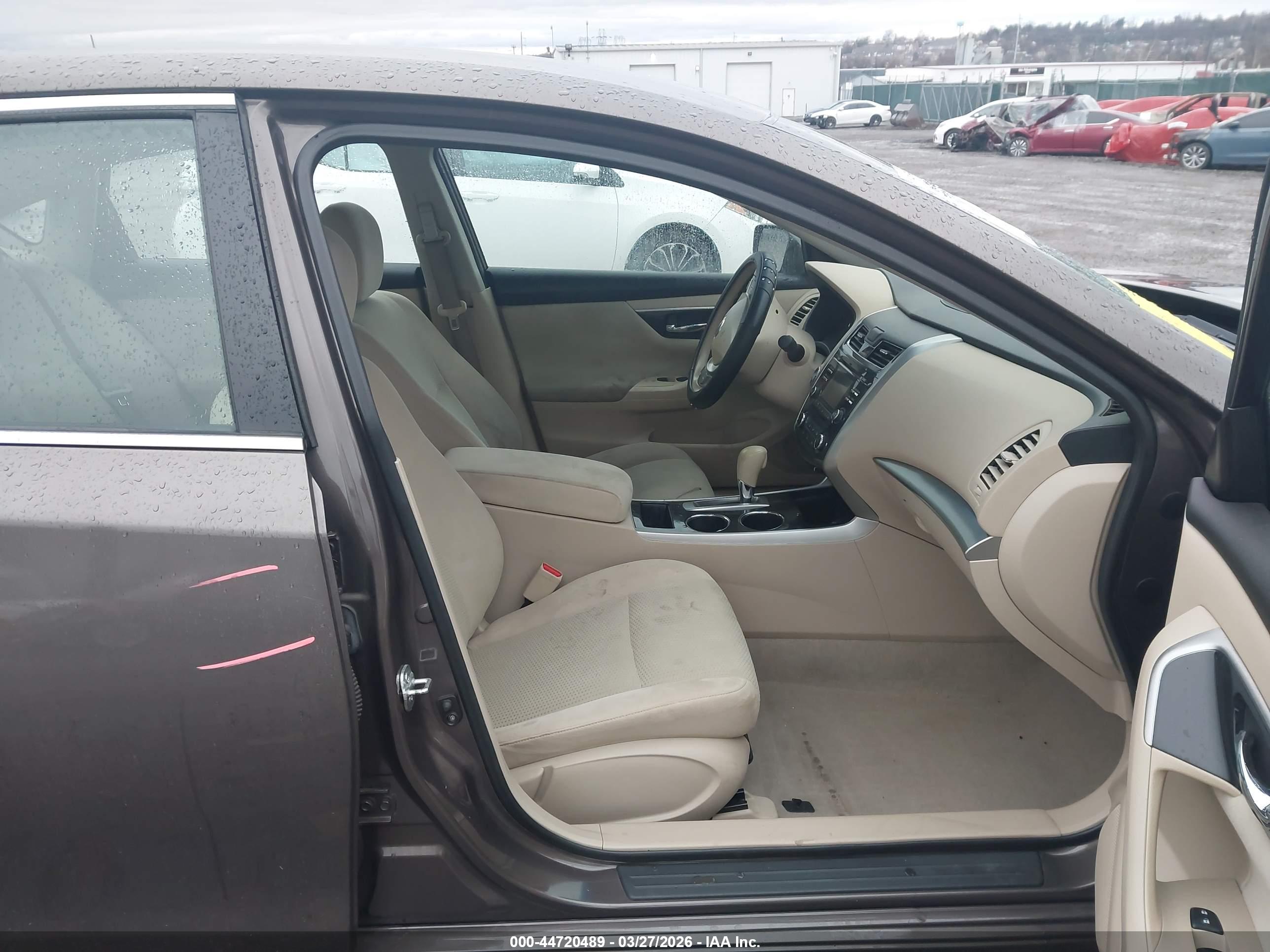 NISSAN ALTIMA image 5