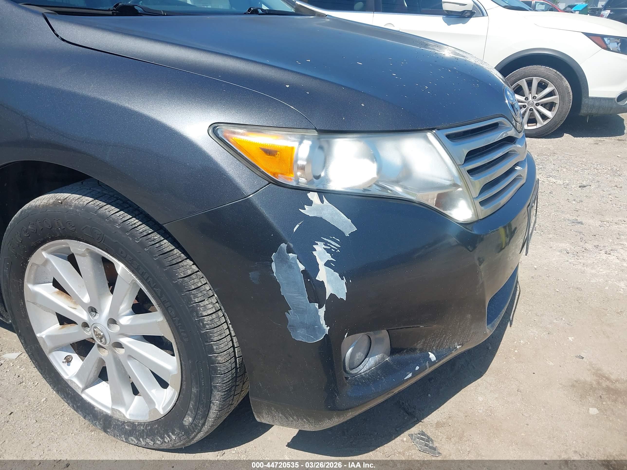 TOYOTA VENZA image 6