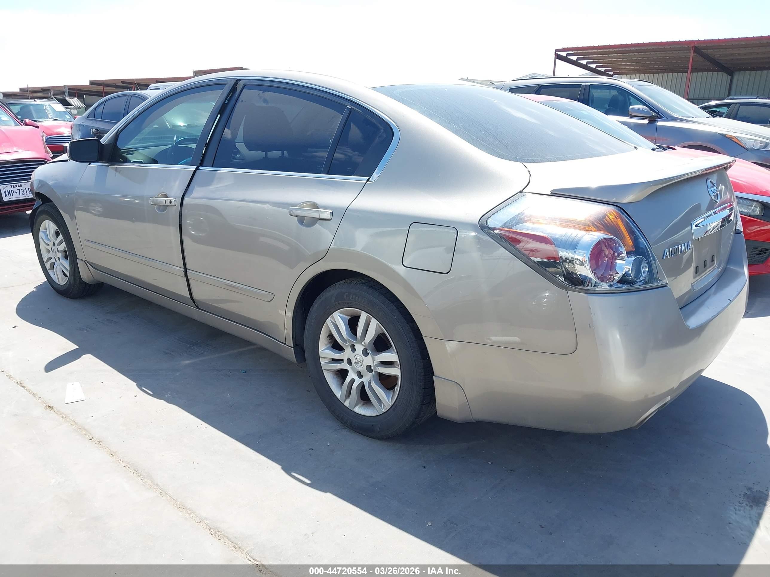 NISSAN ALTIMA image 3