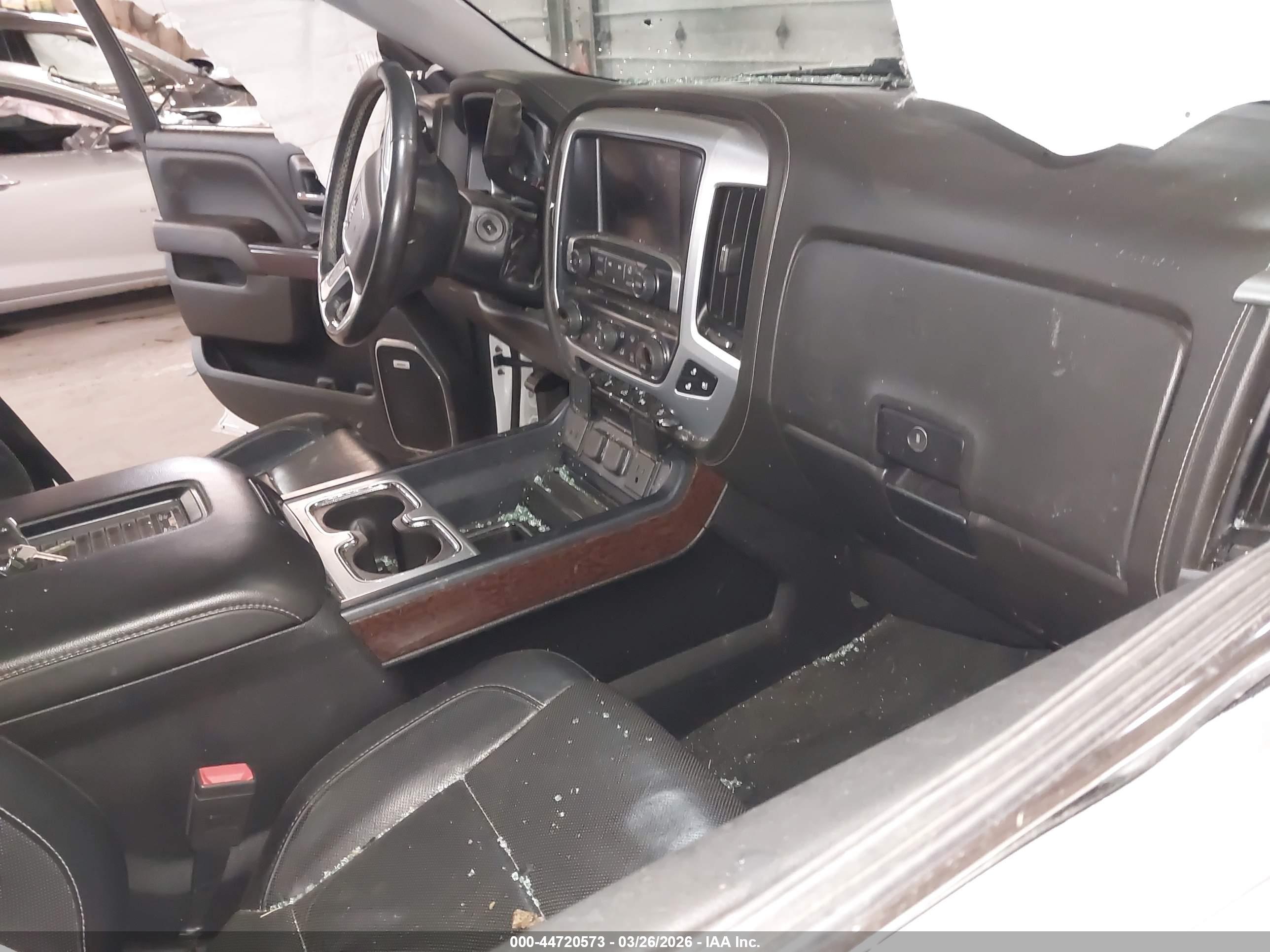 GMC SIERRA image 5