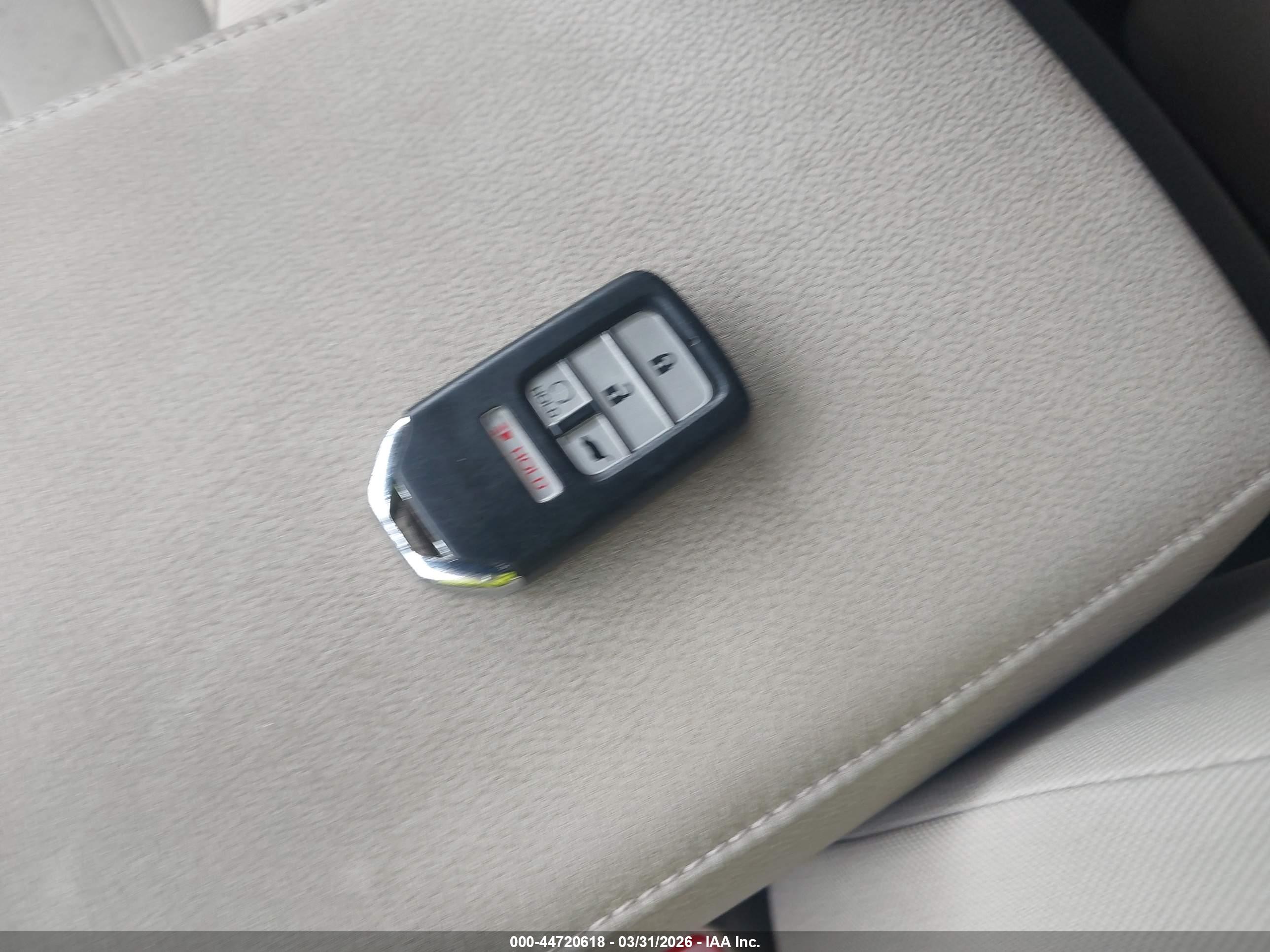 HONDA CR-V image 11