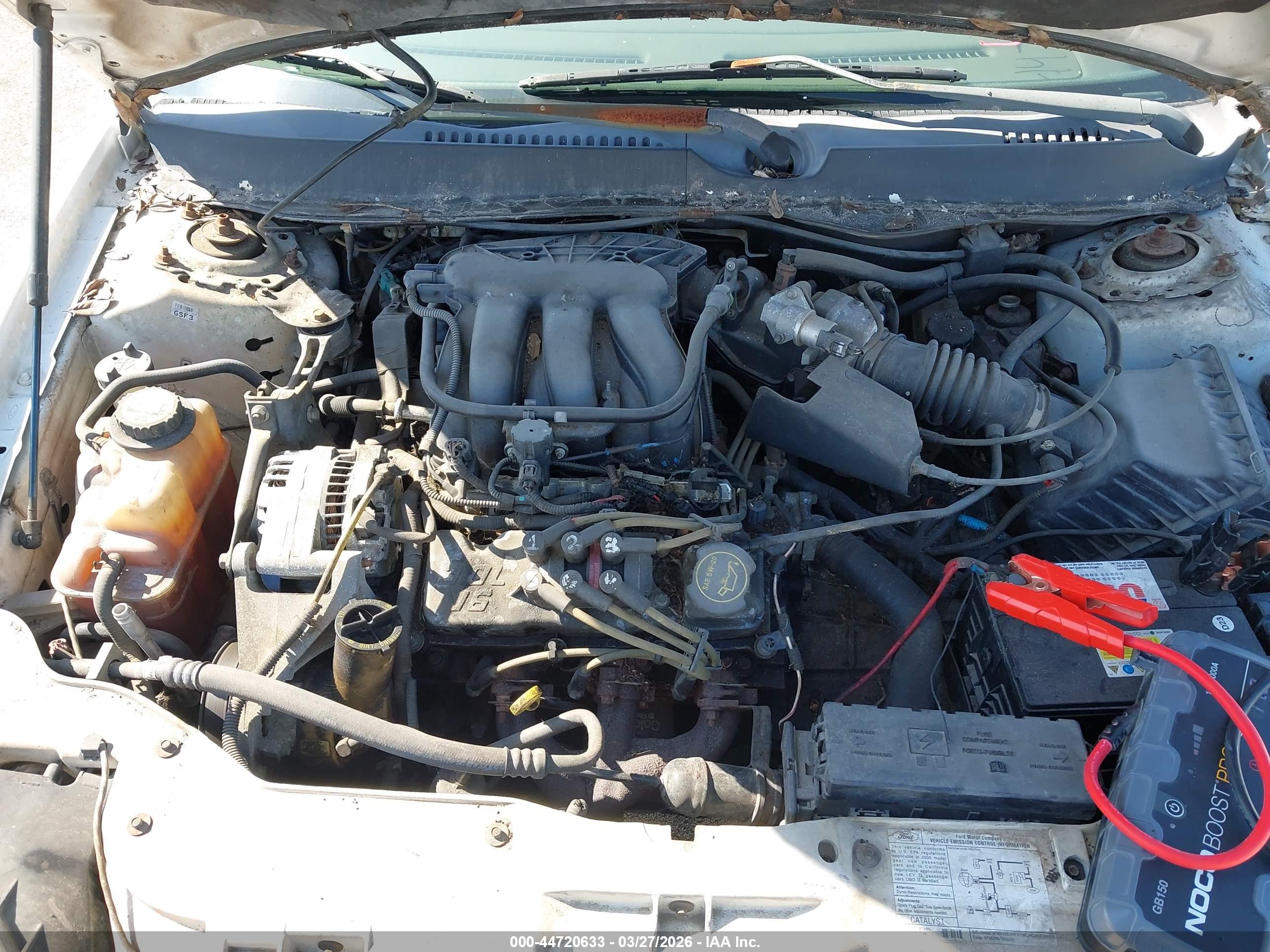FORD TAURUS image 10