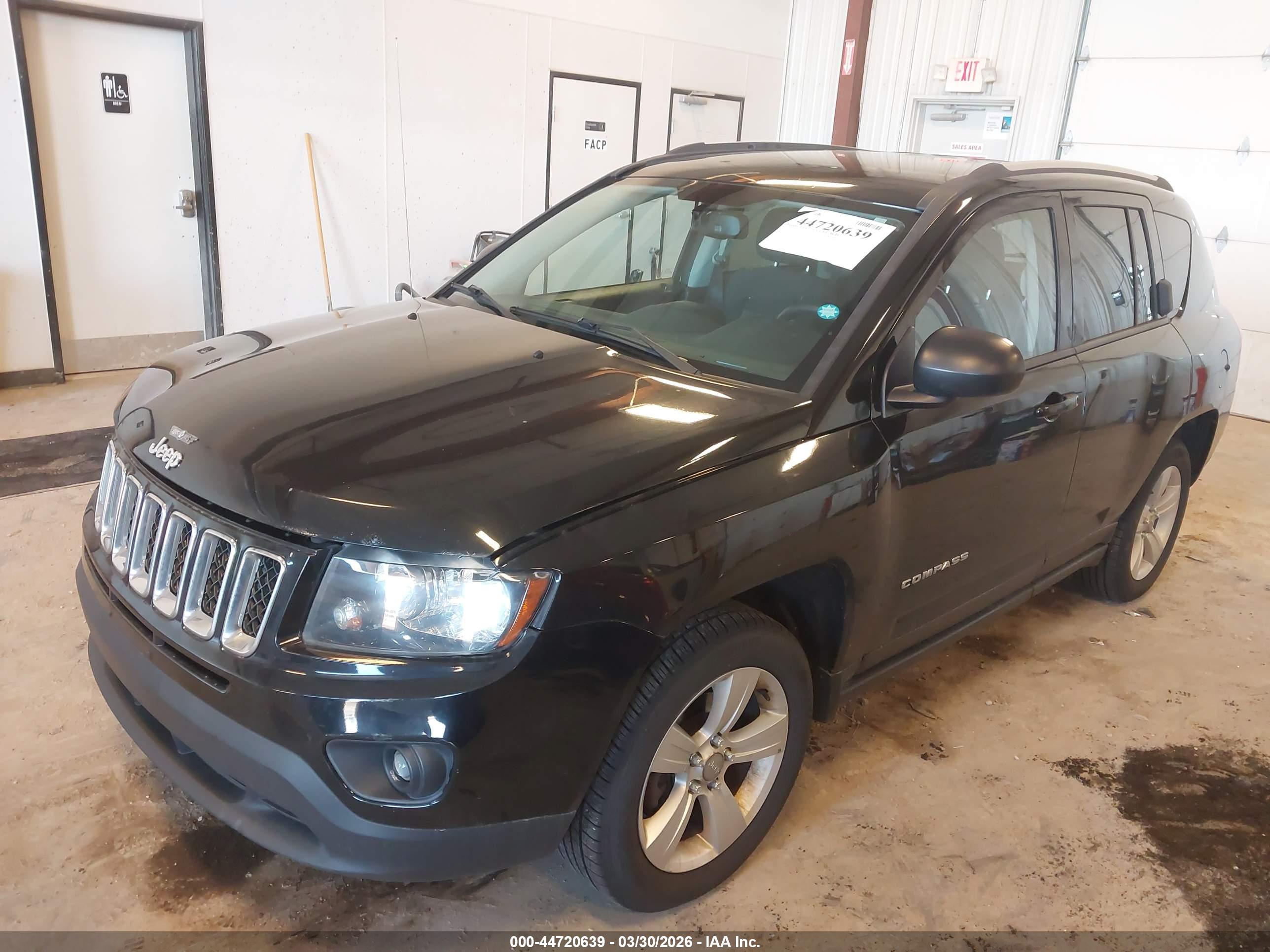 JEEP COMPASS image 2