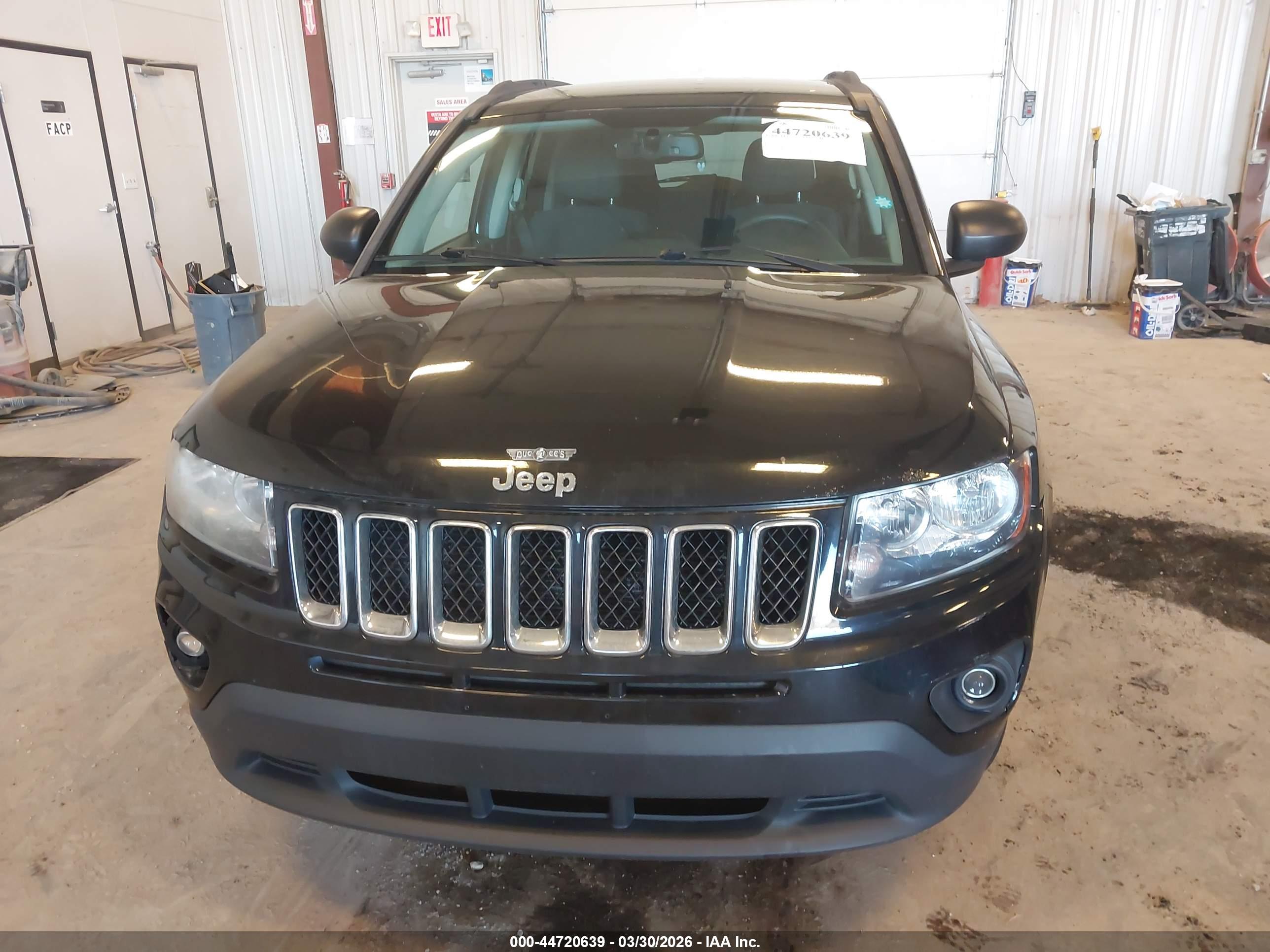 JEEP COMPASS image 6