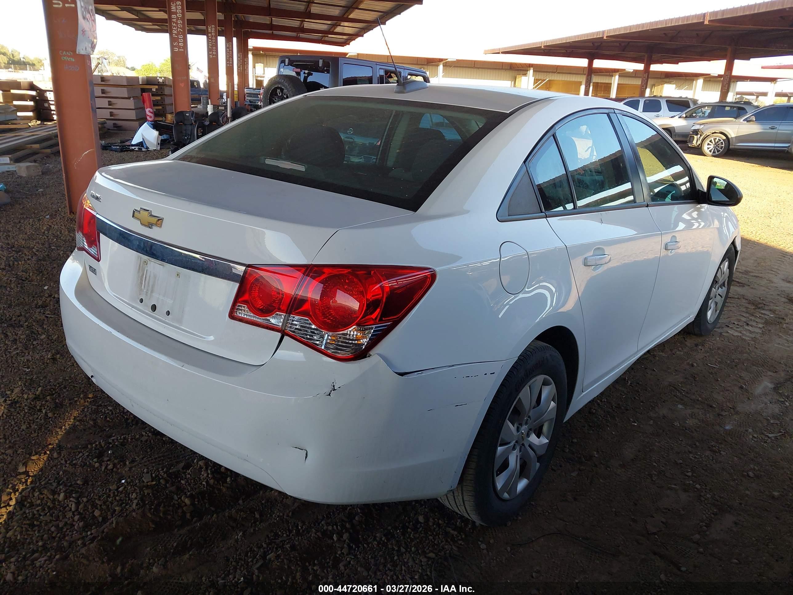 CHEVROLET CRUZE image 4
