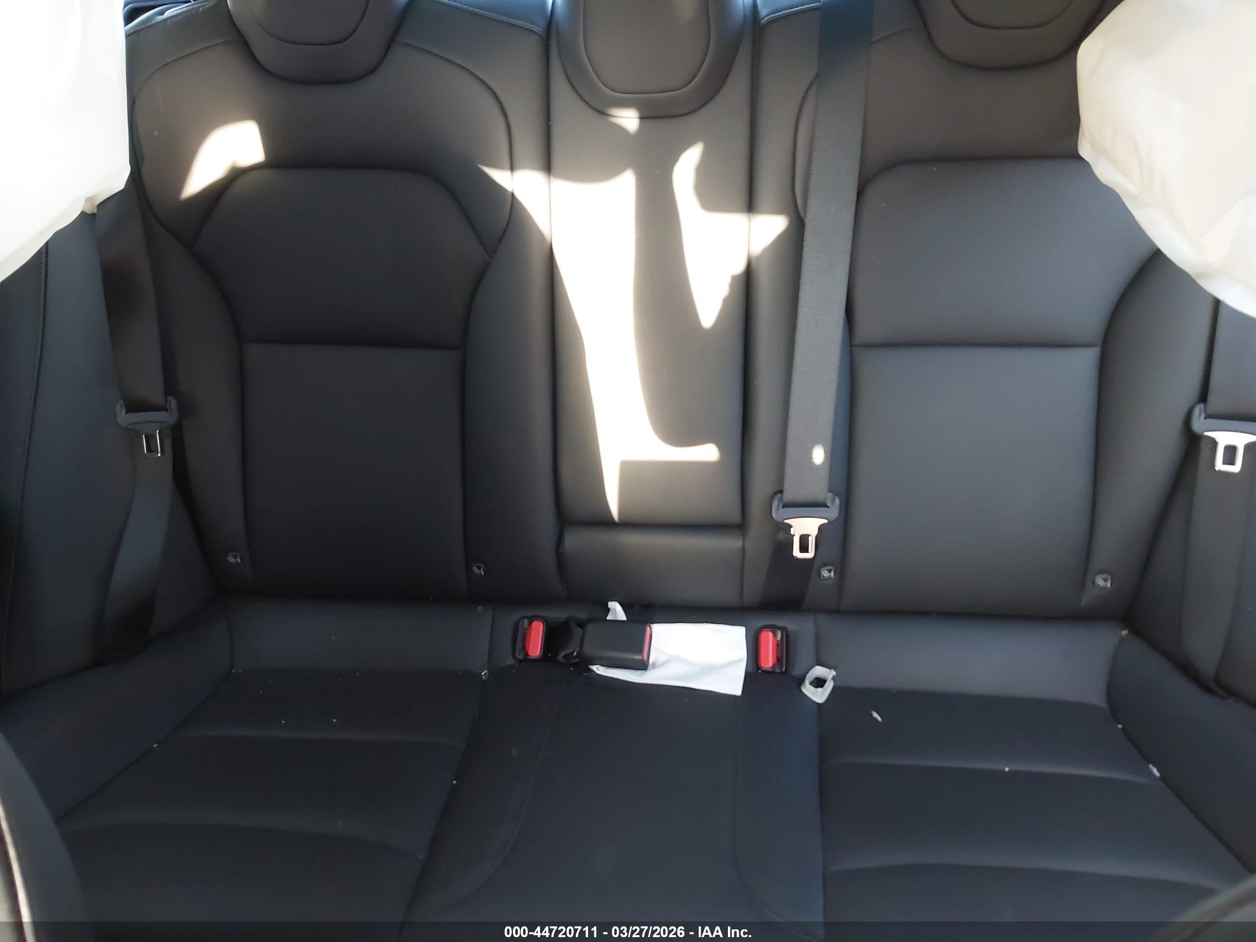 TESLA MODEL image 8