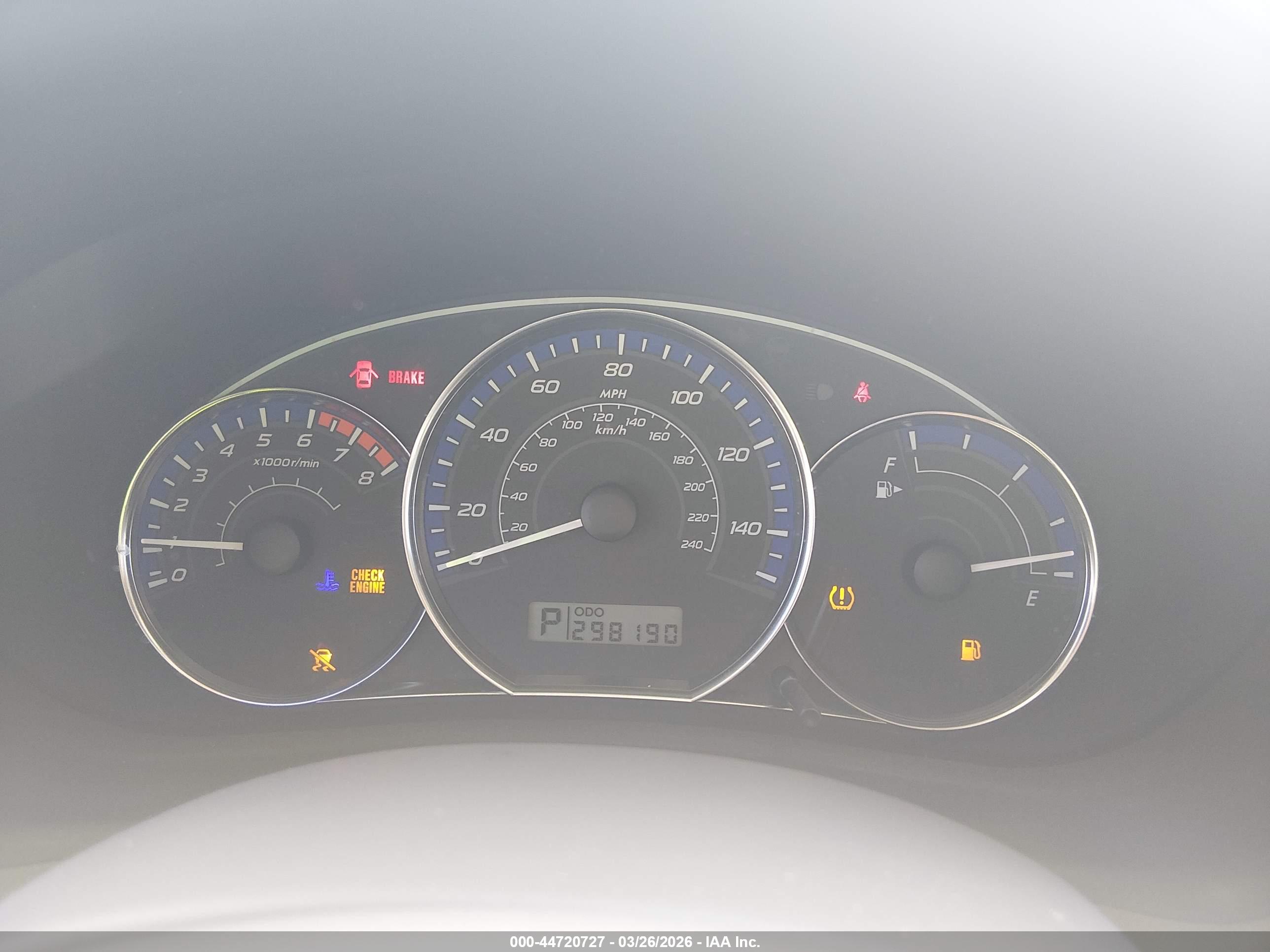 SUBARU FORESTER image 7