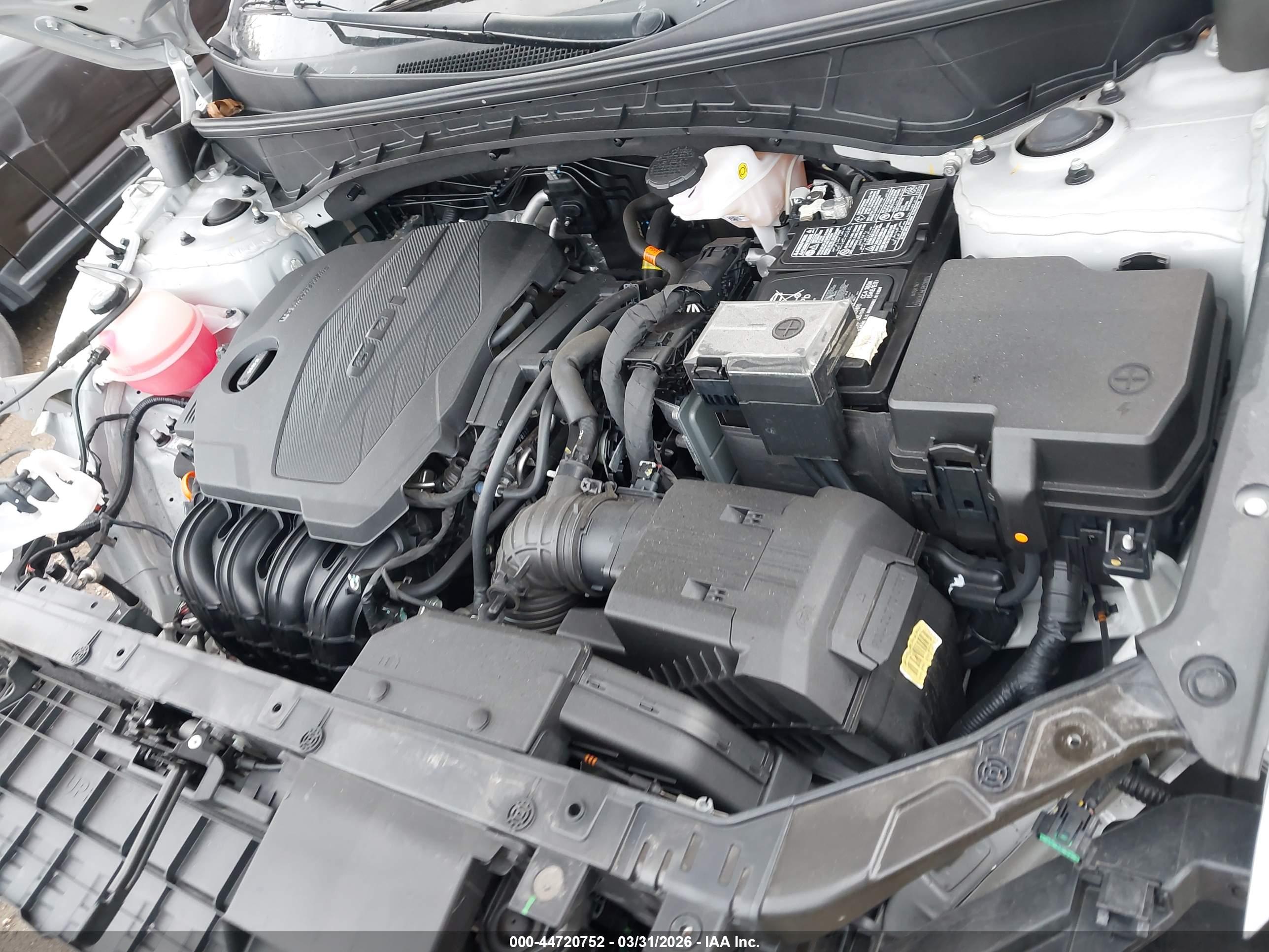 HYUNDAI TUCSON image 10