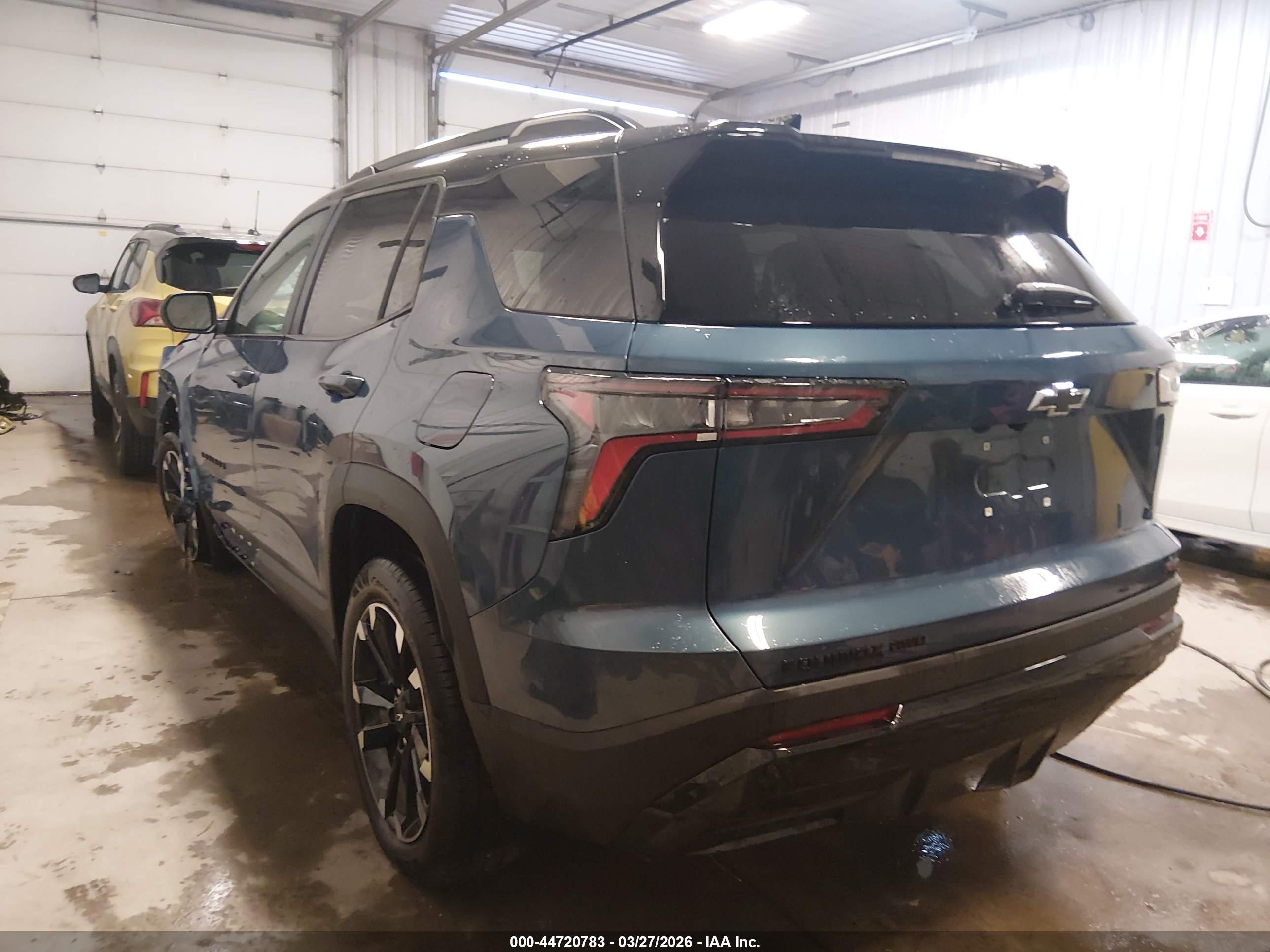 CHEVROLET EQUINOX image 3