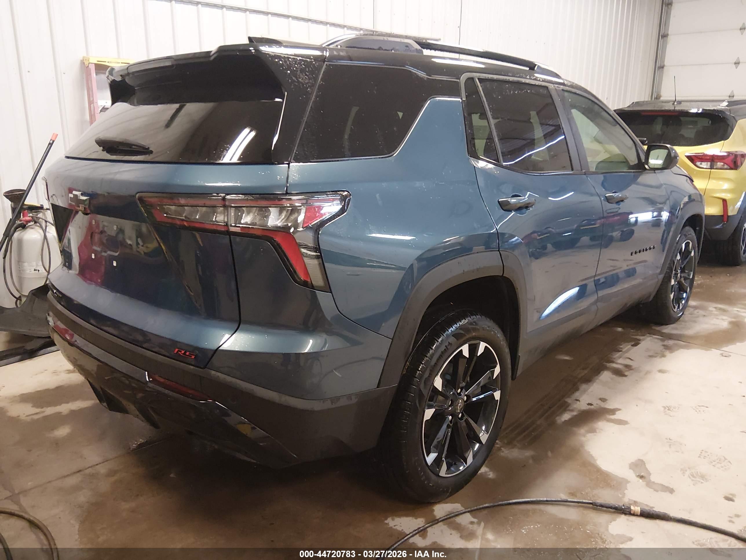 CHEVROLET EQUINOX image 4