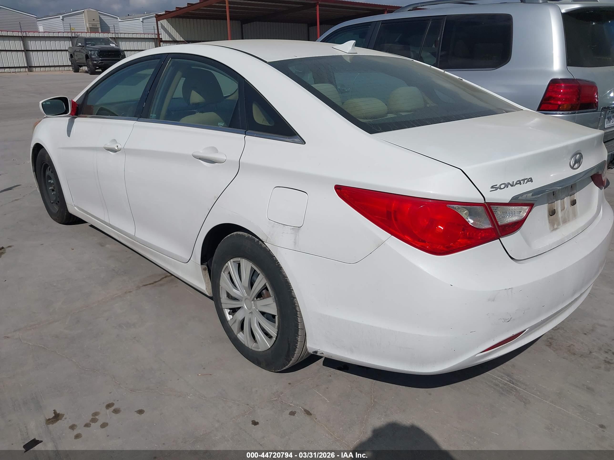 HYUNDAI SONATA image 3