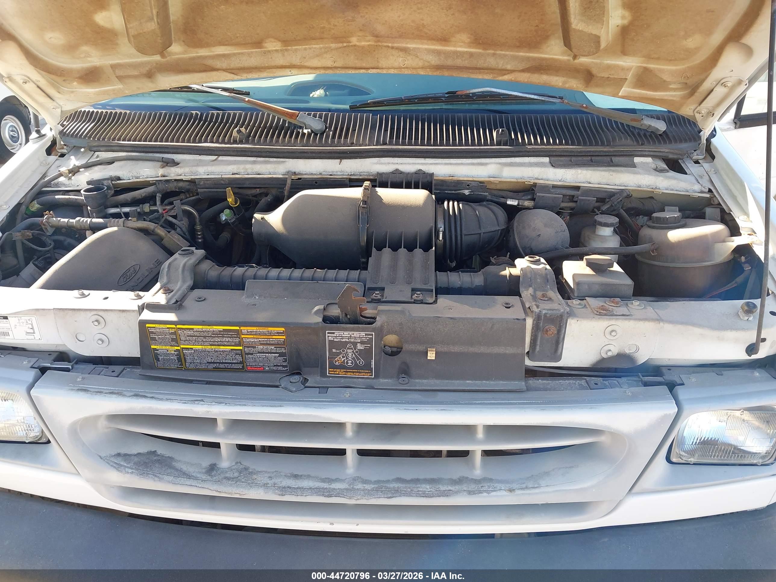 FORD E-150 image 10