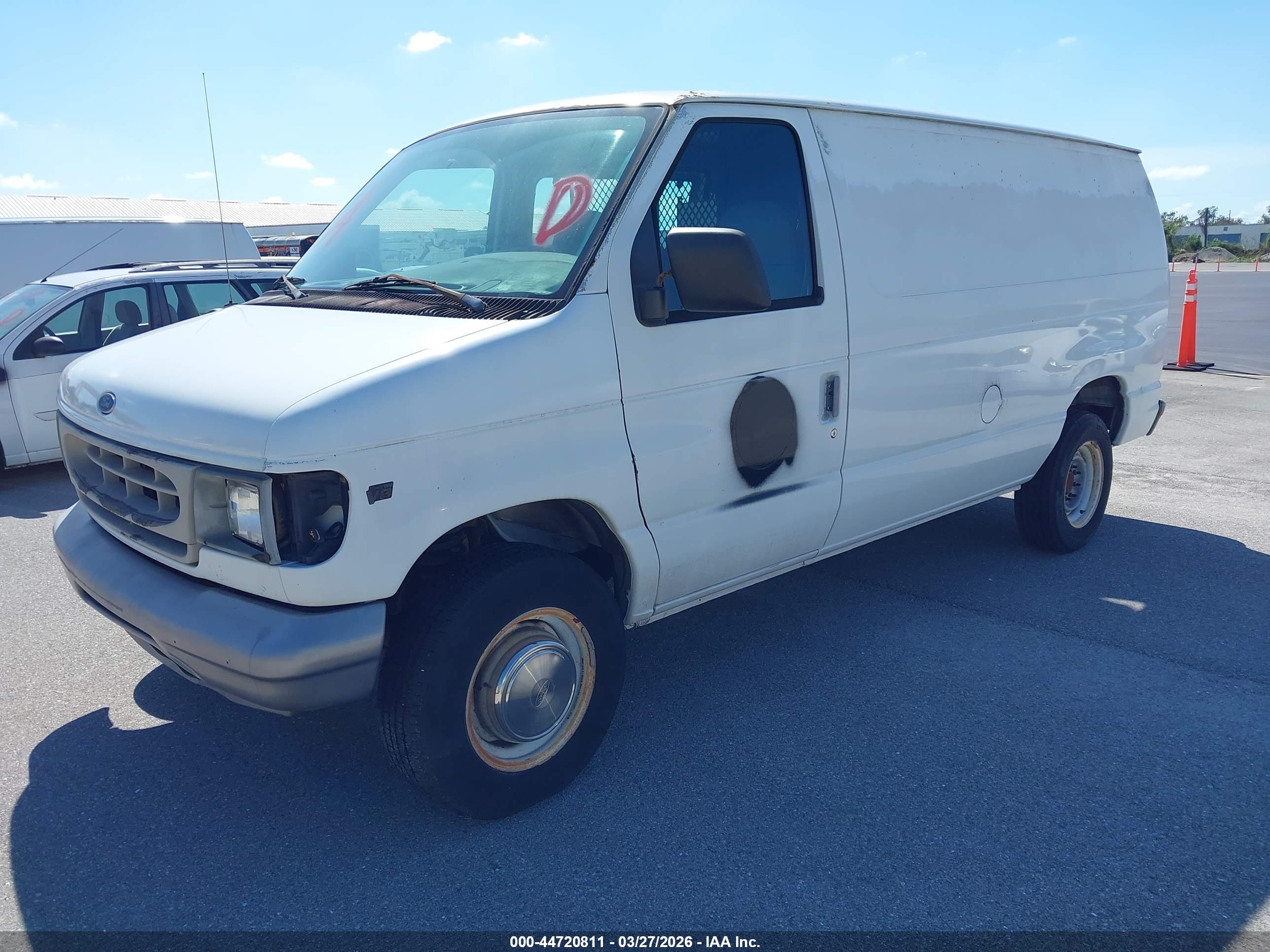 FORD E-250 image 2