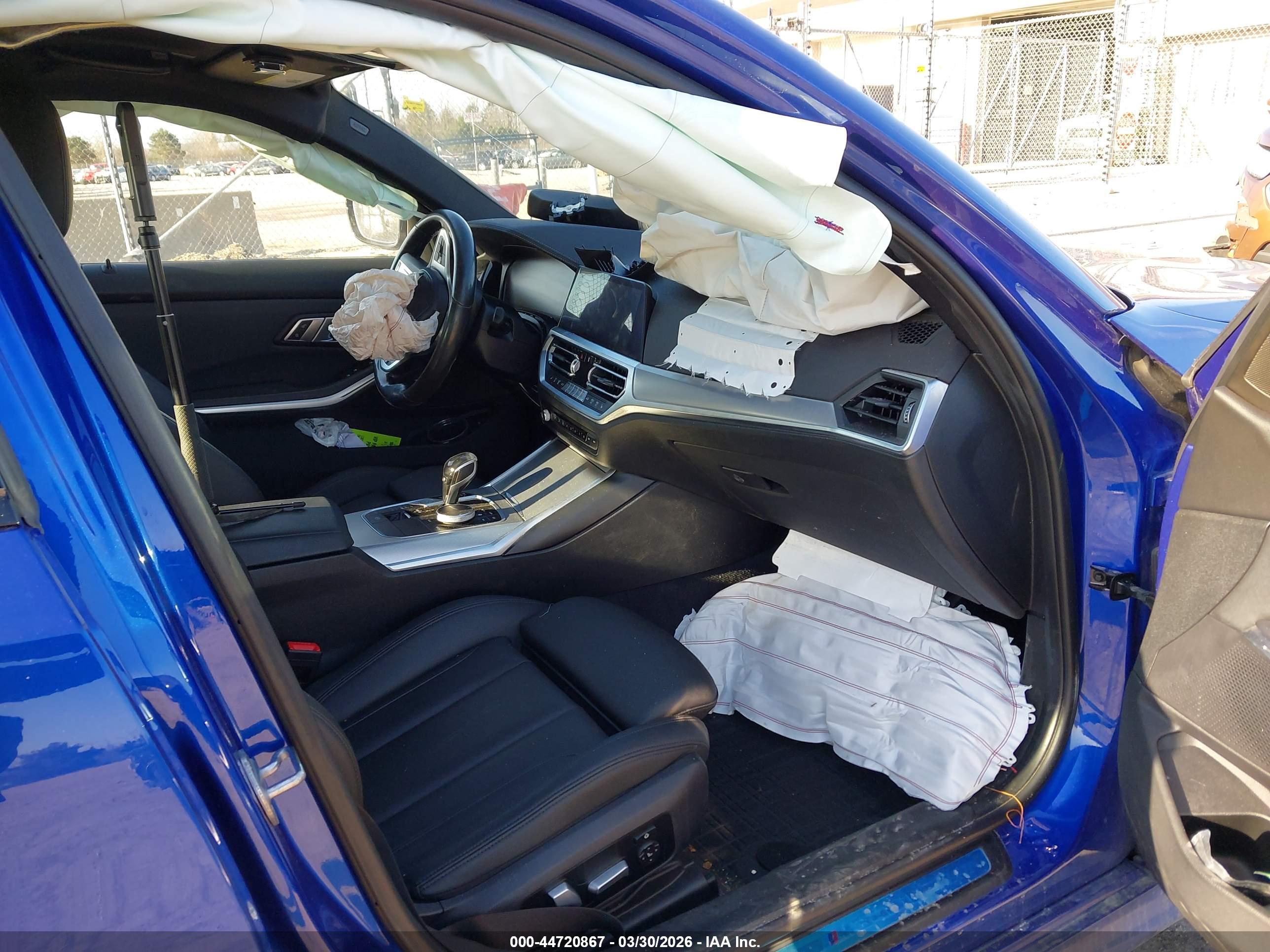 BMW M340I image 5
