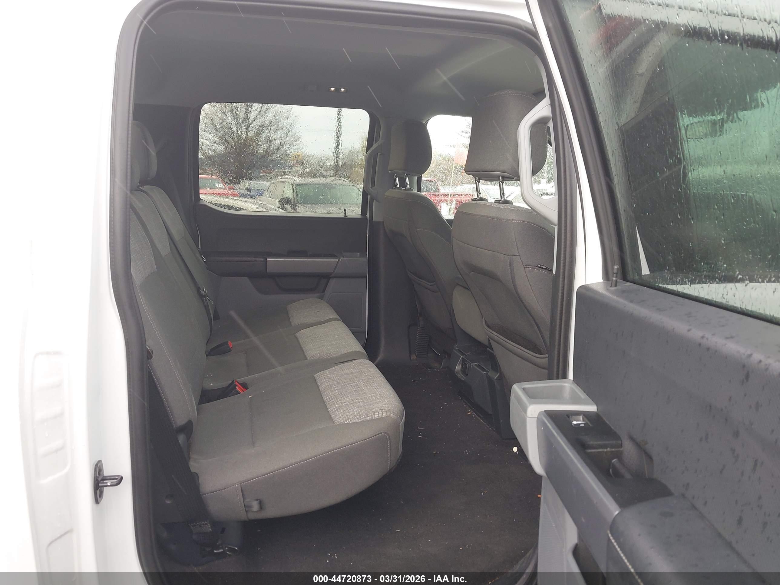 FORD F-150 image 8