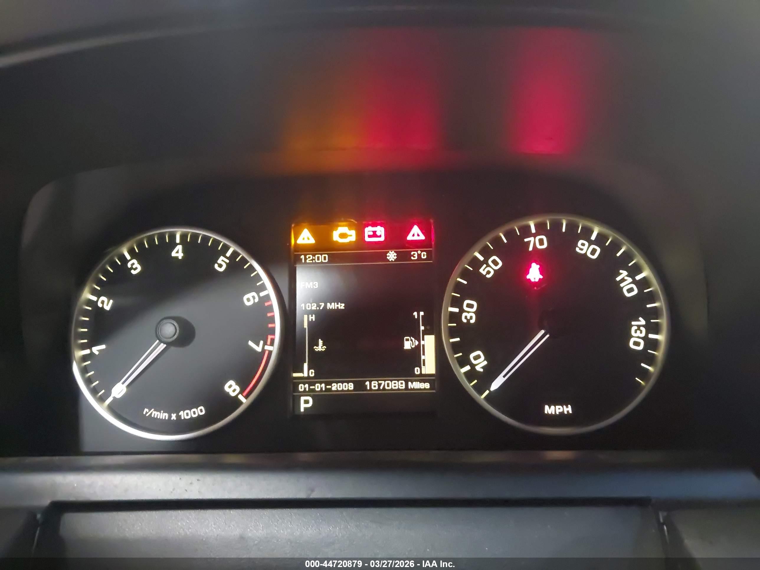 LAND ROVER image 7