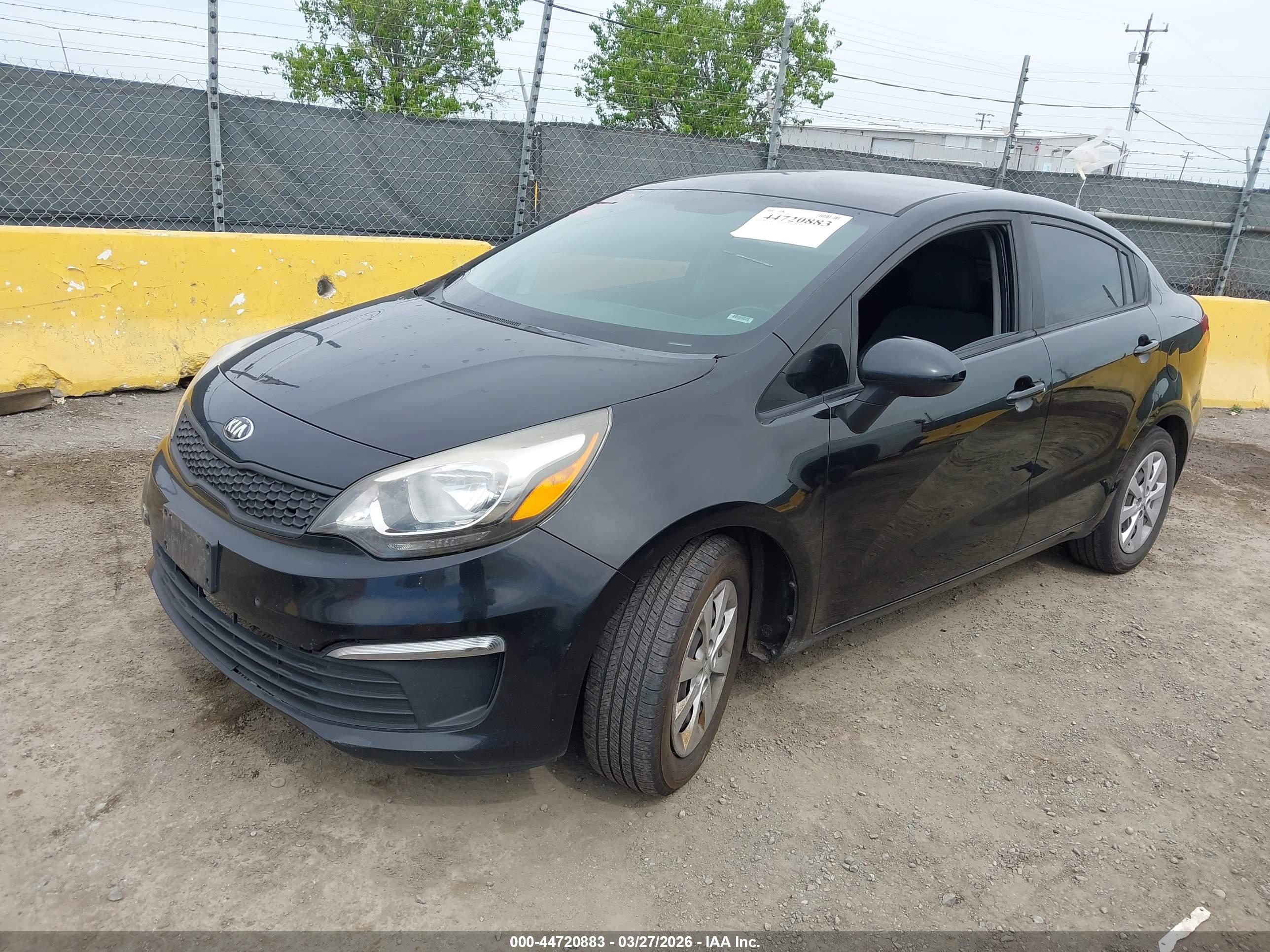 KIA RIO image 2