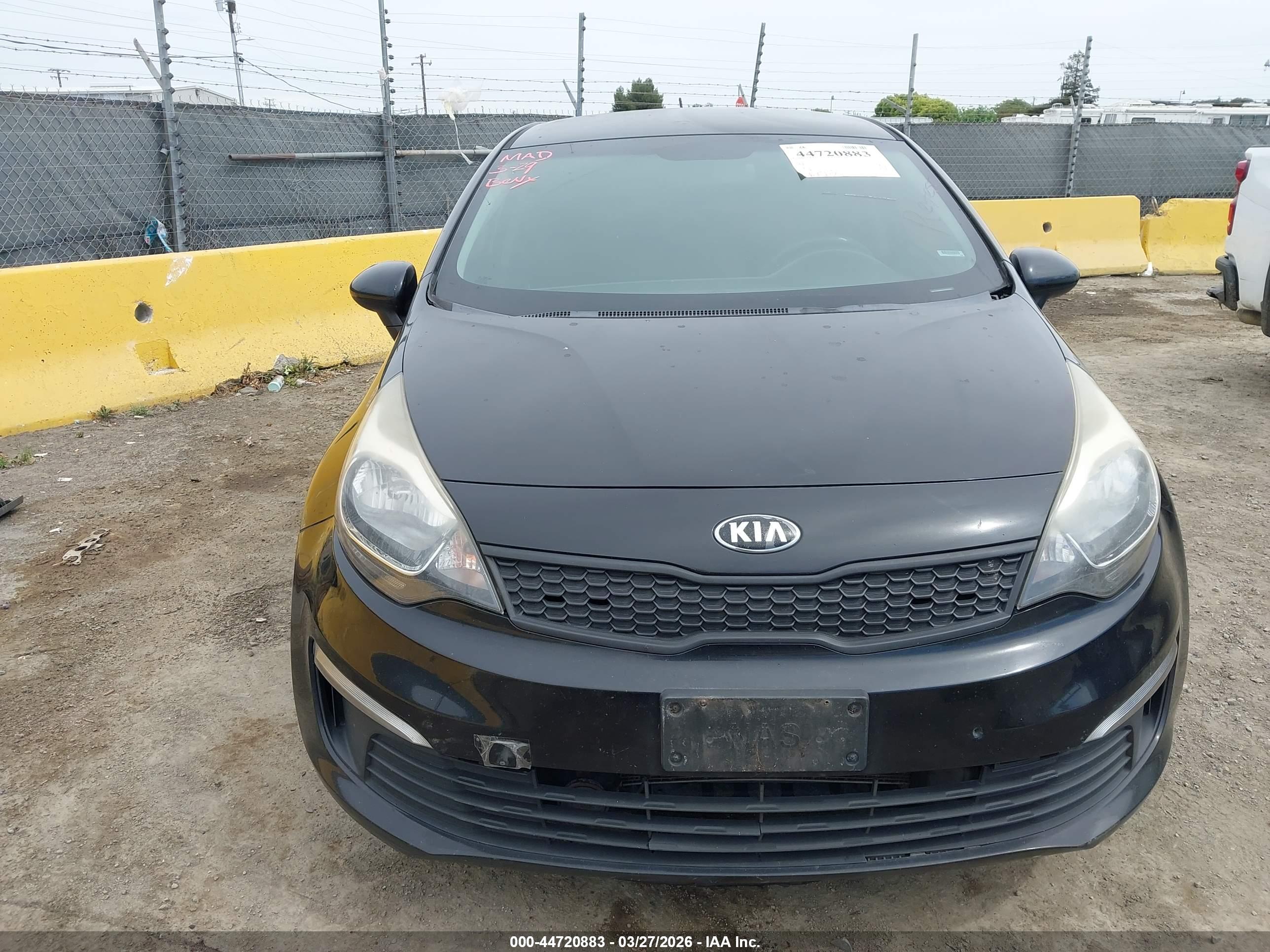 KIA RIO image 6