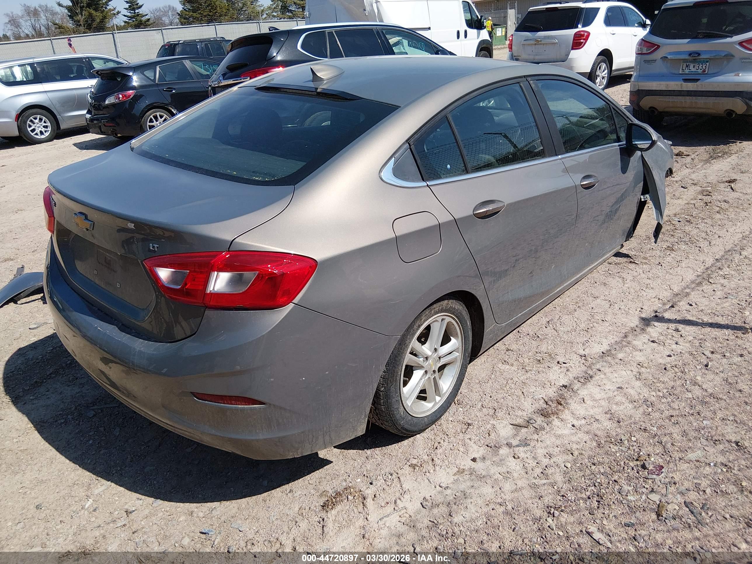 CHEVROLET CRUZE image 4