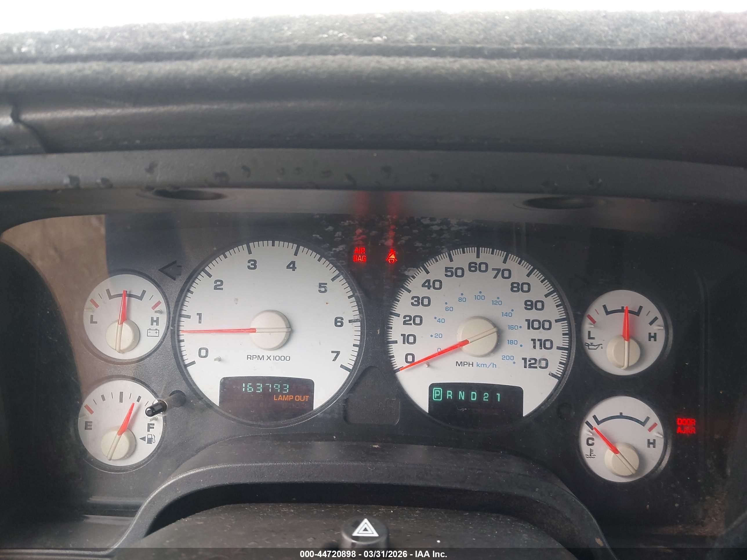 DODGE RAM image 7