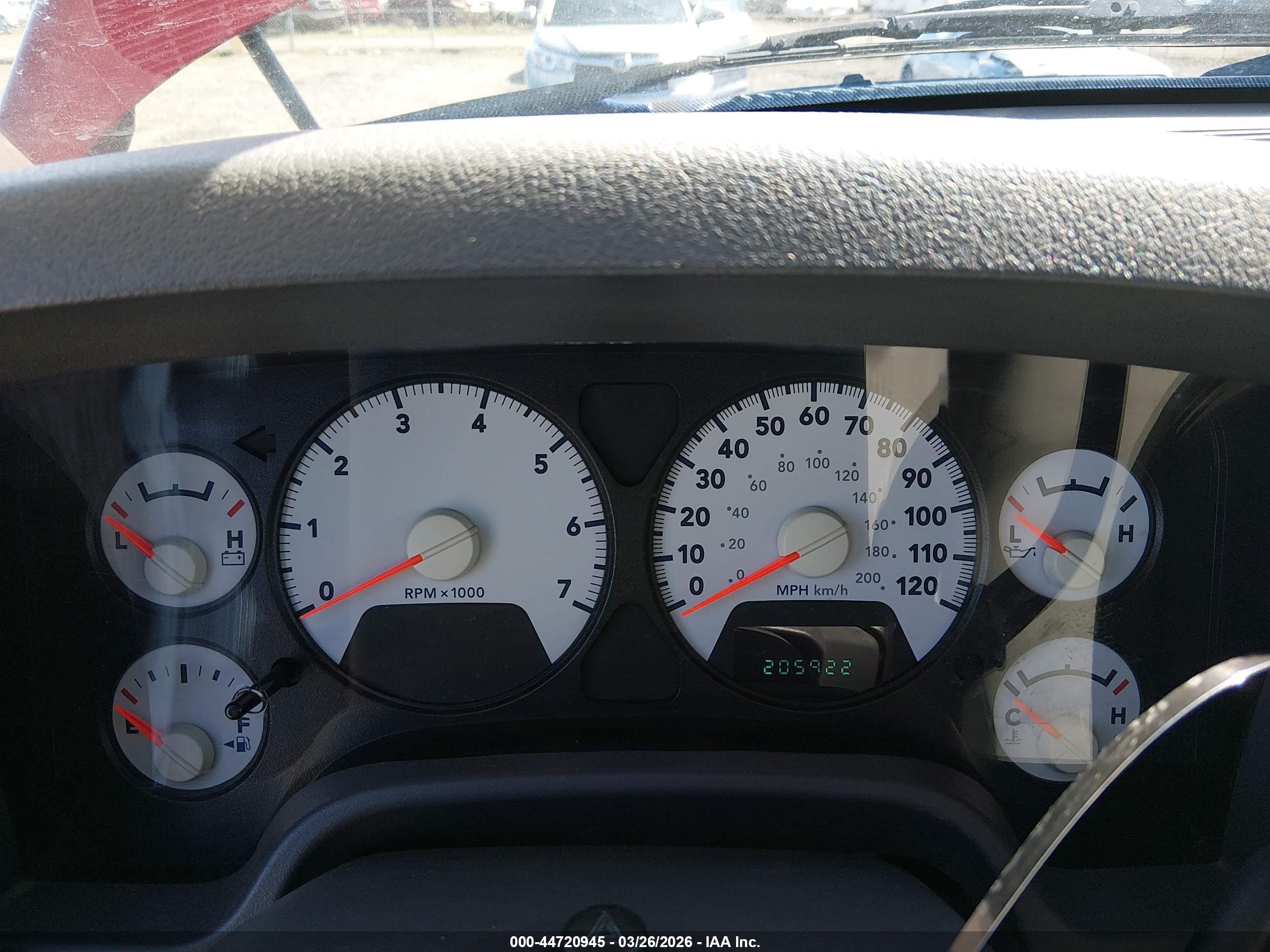 DODGE RAM image 7