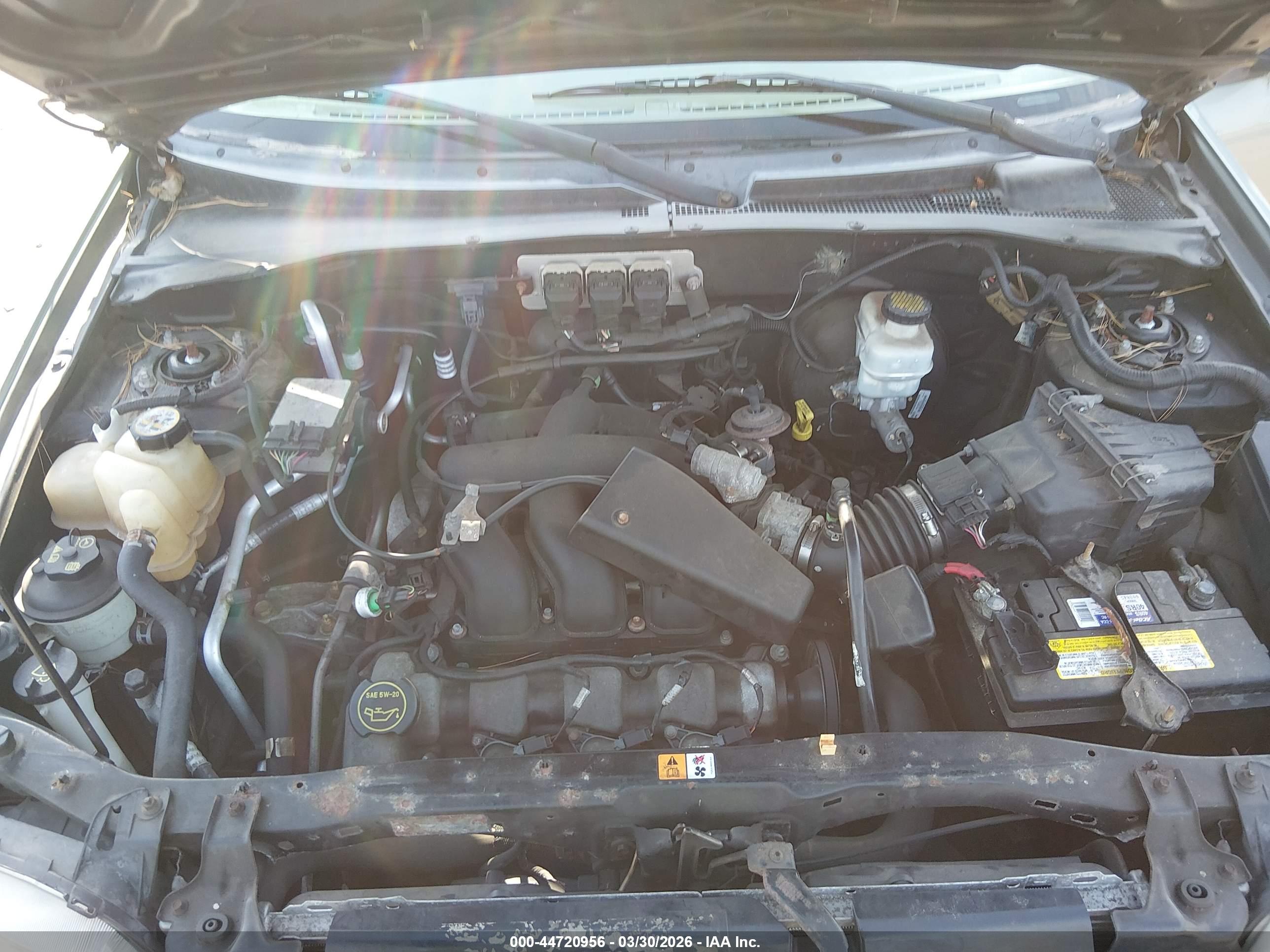 FORD ESCAPE image 10