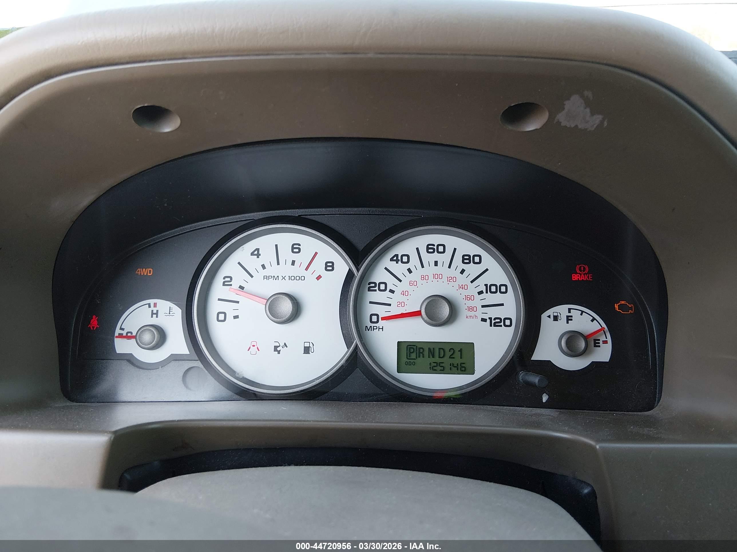 FORD ESCAPE image 7