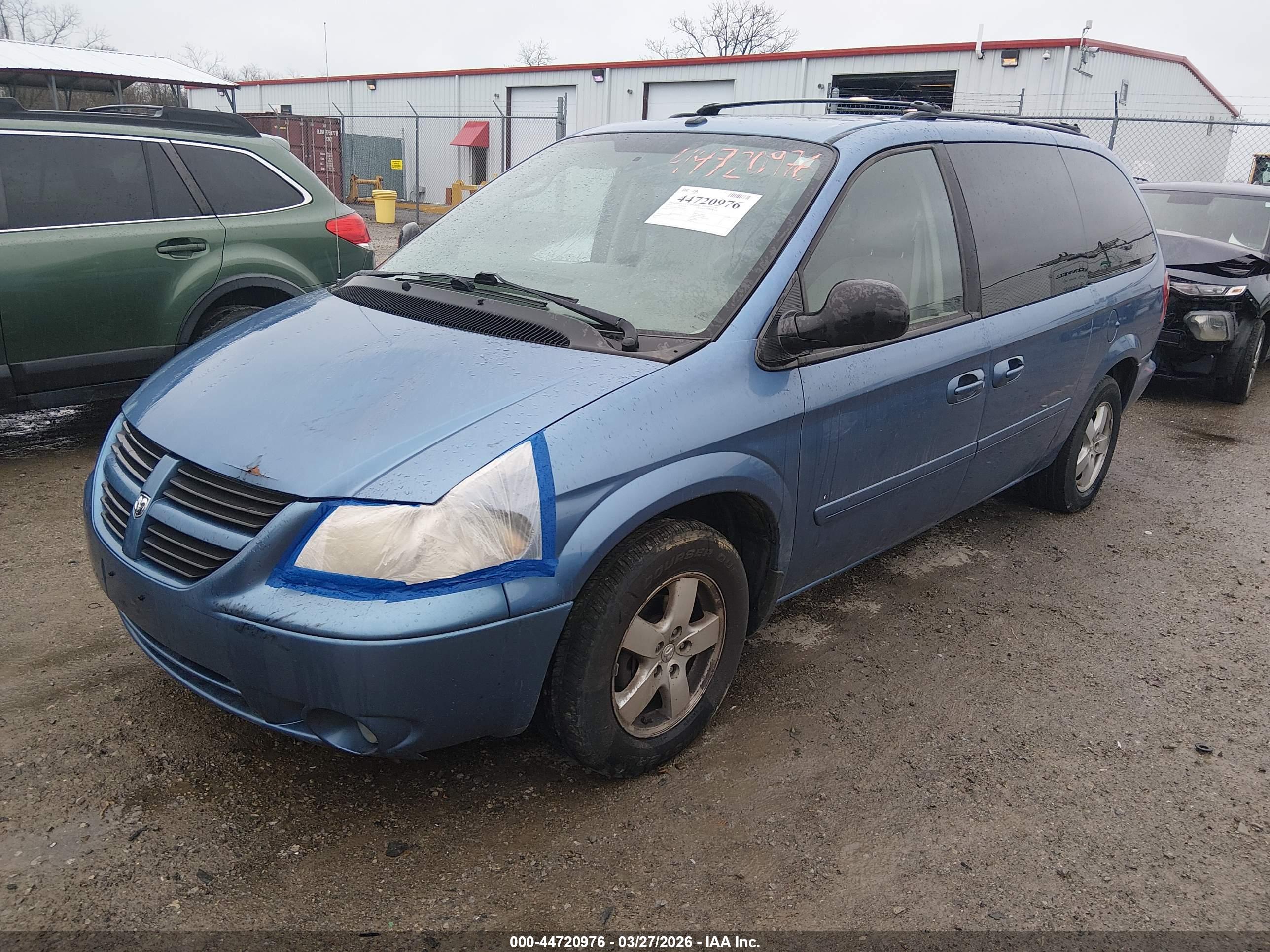 DODGE GRAND image 2
