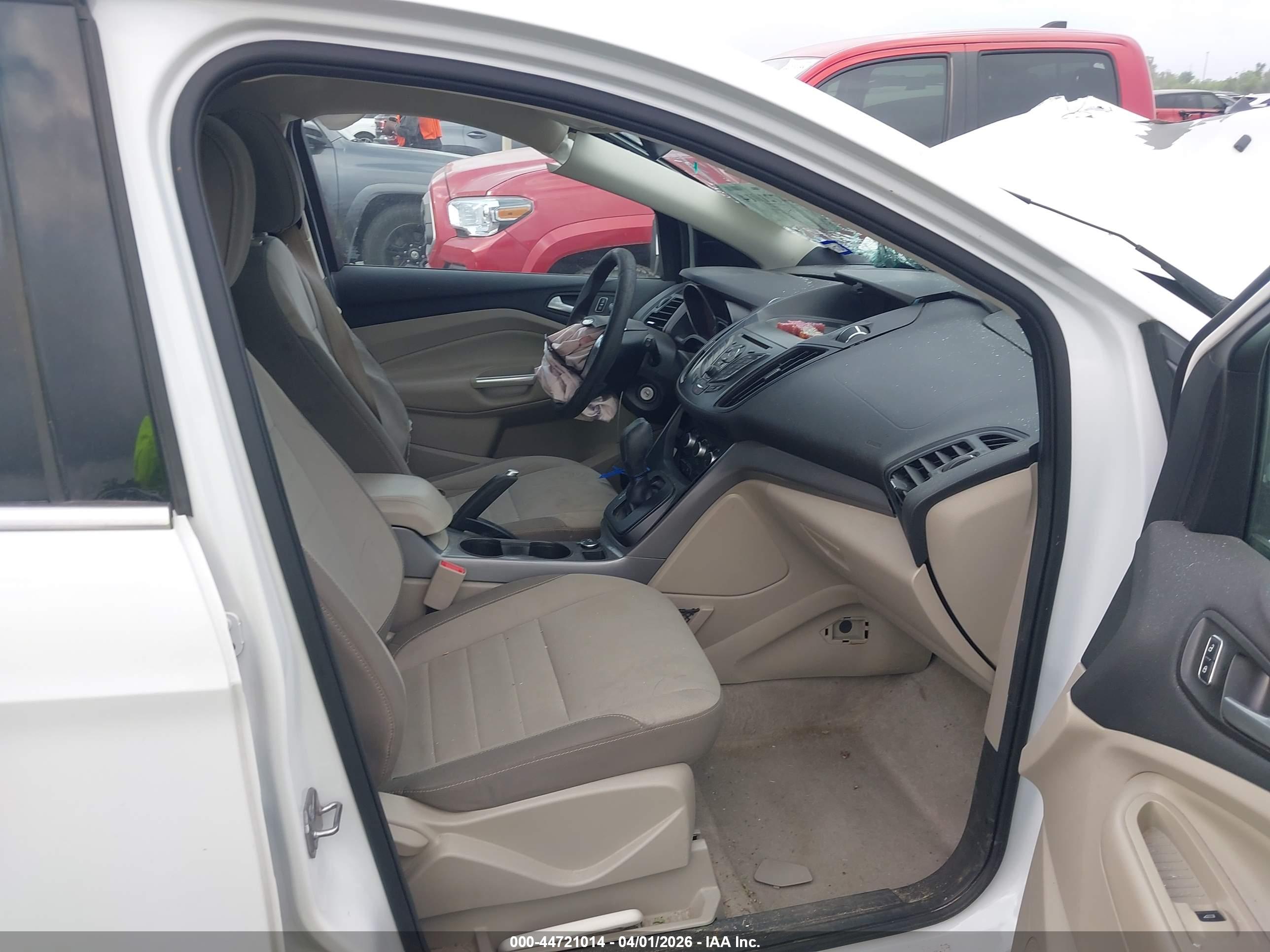 FORD ESCAPE image 5