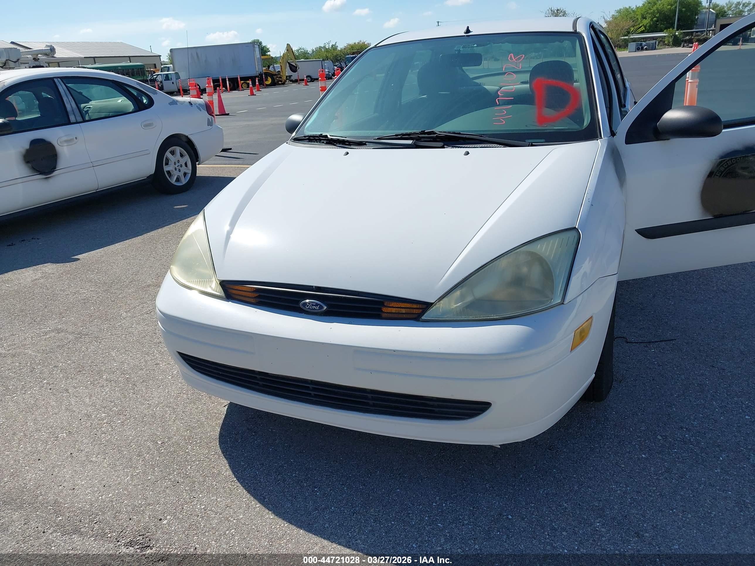 FORD FOCUS image 6