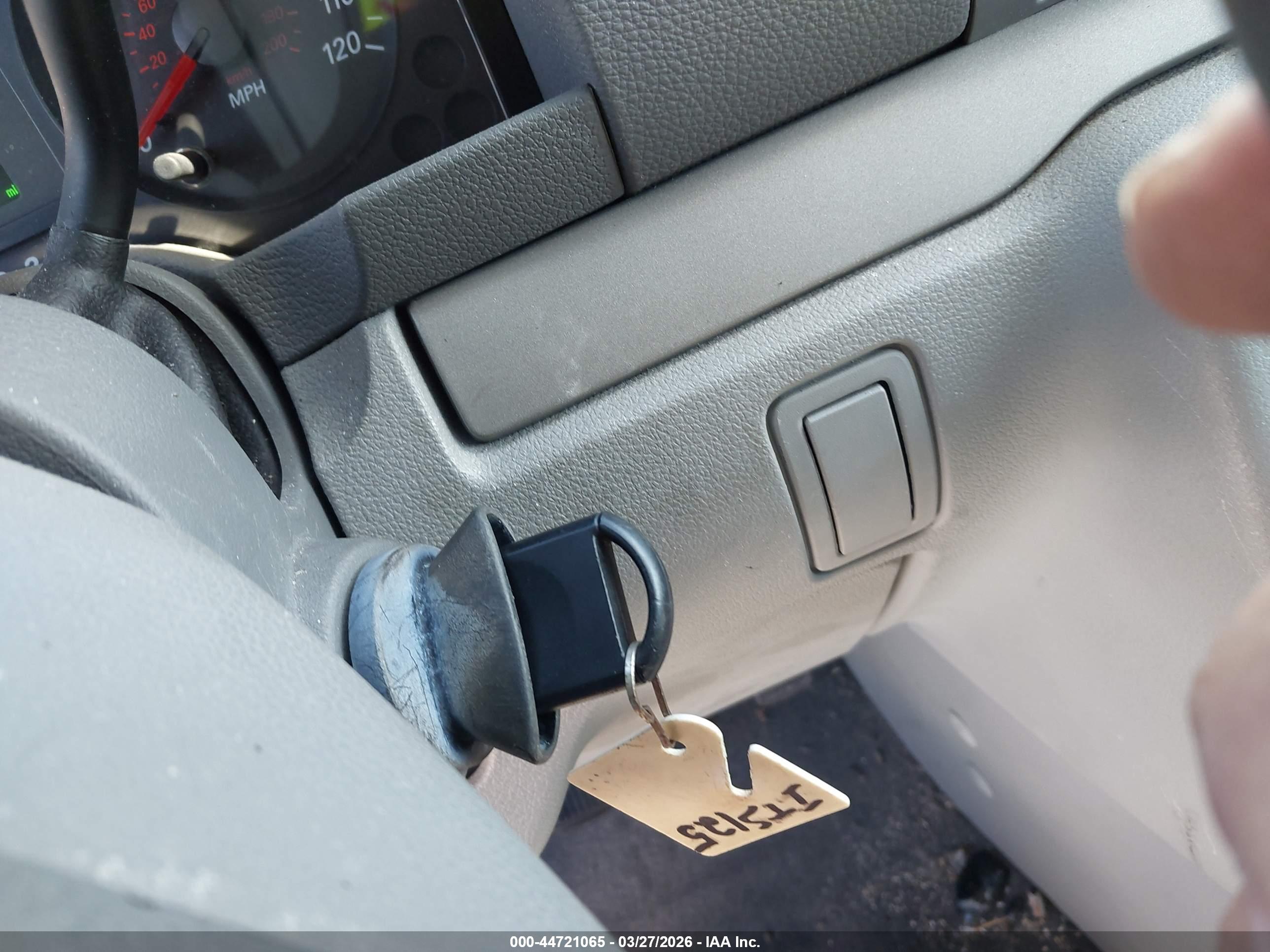 FORD FREESTAR image 11