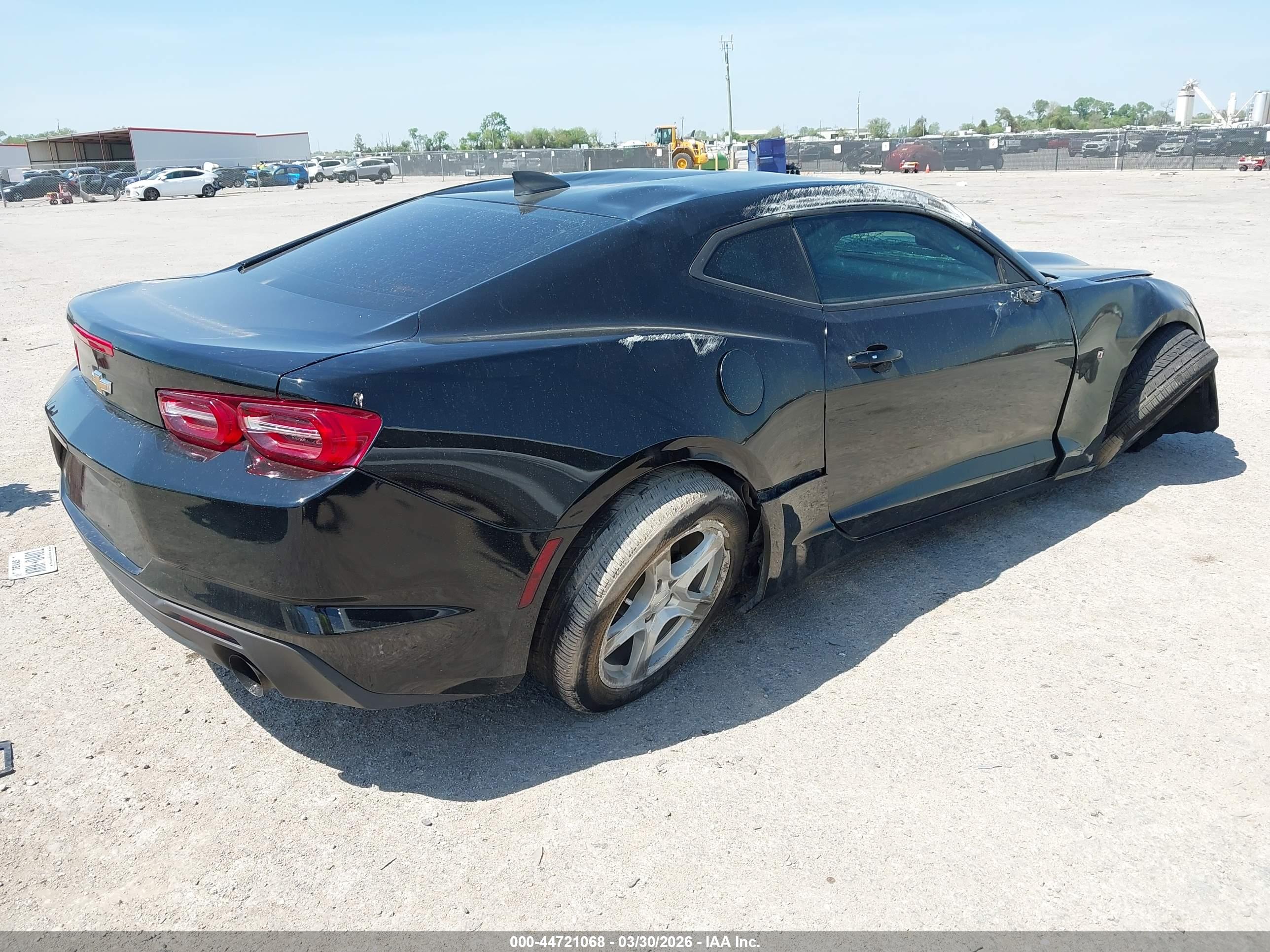 CHEVROLET CAMARO image 4