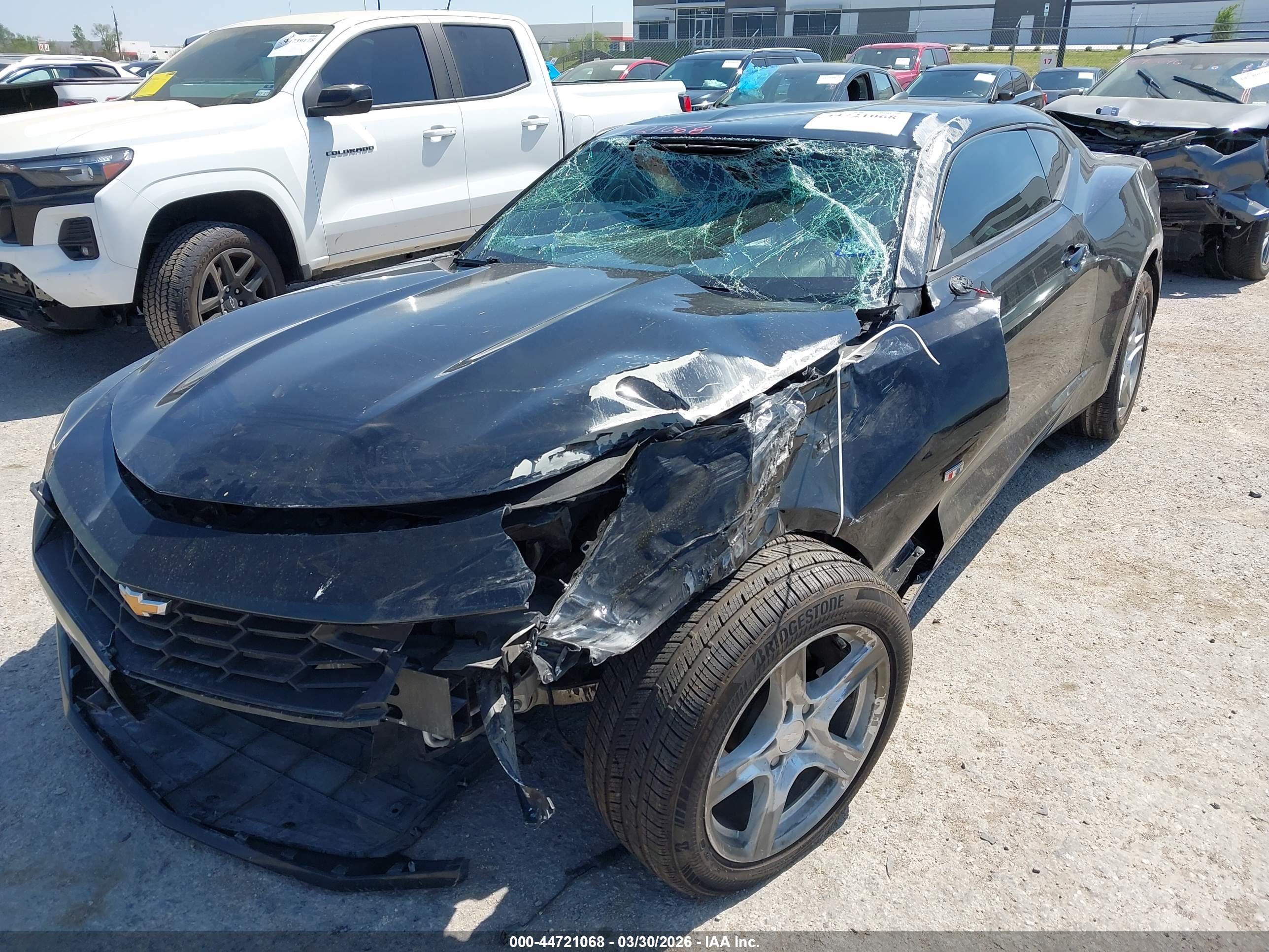 CHEVROLET CAMARO image 6