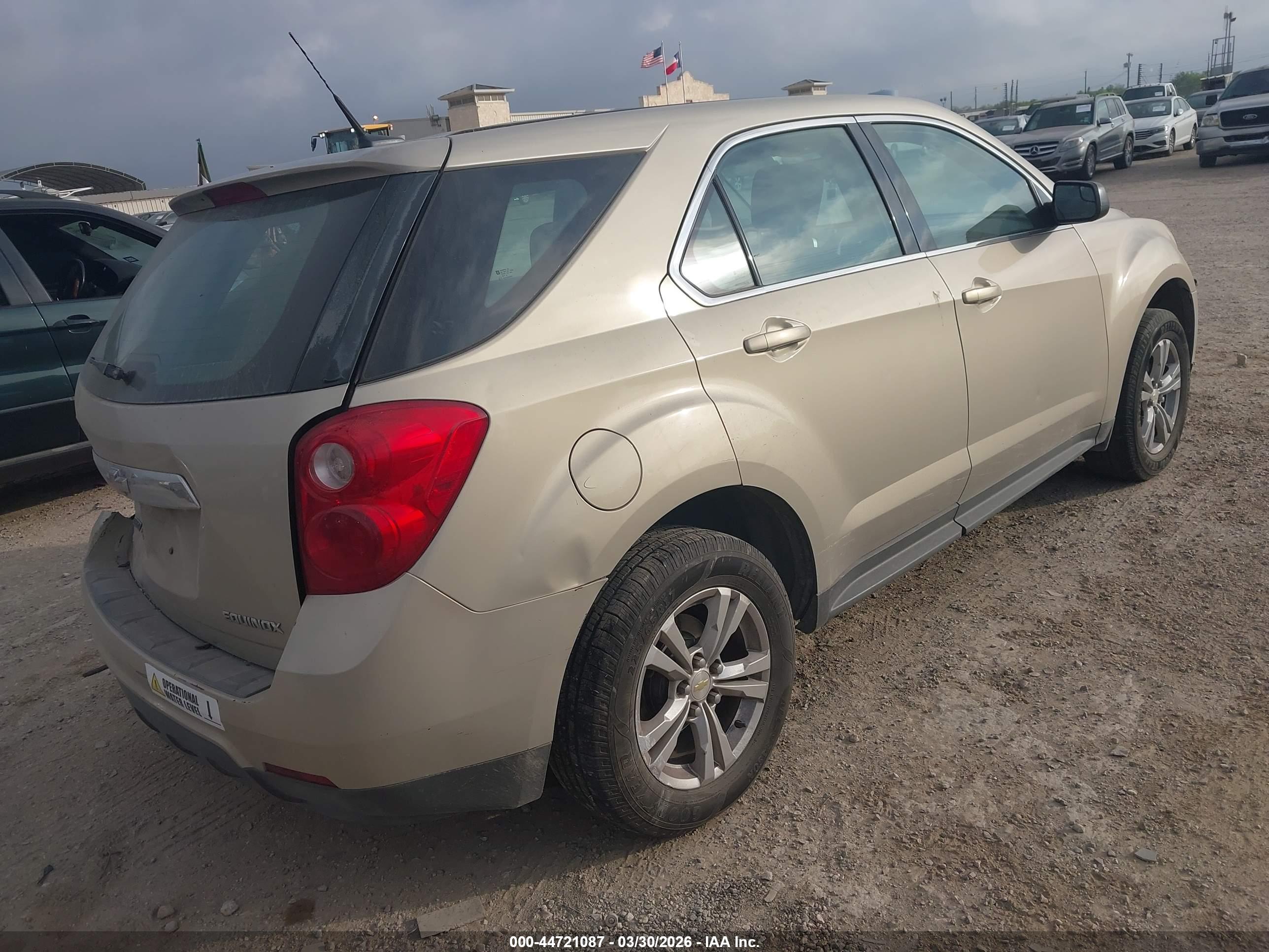 CHEVROLET EQUINOX image 4