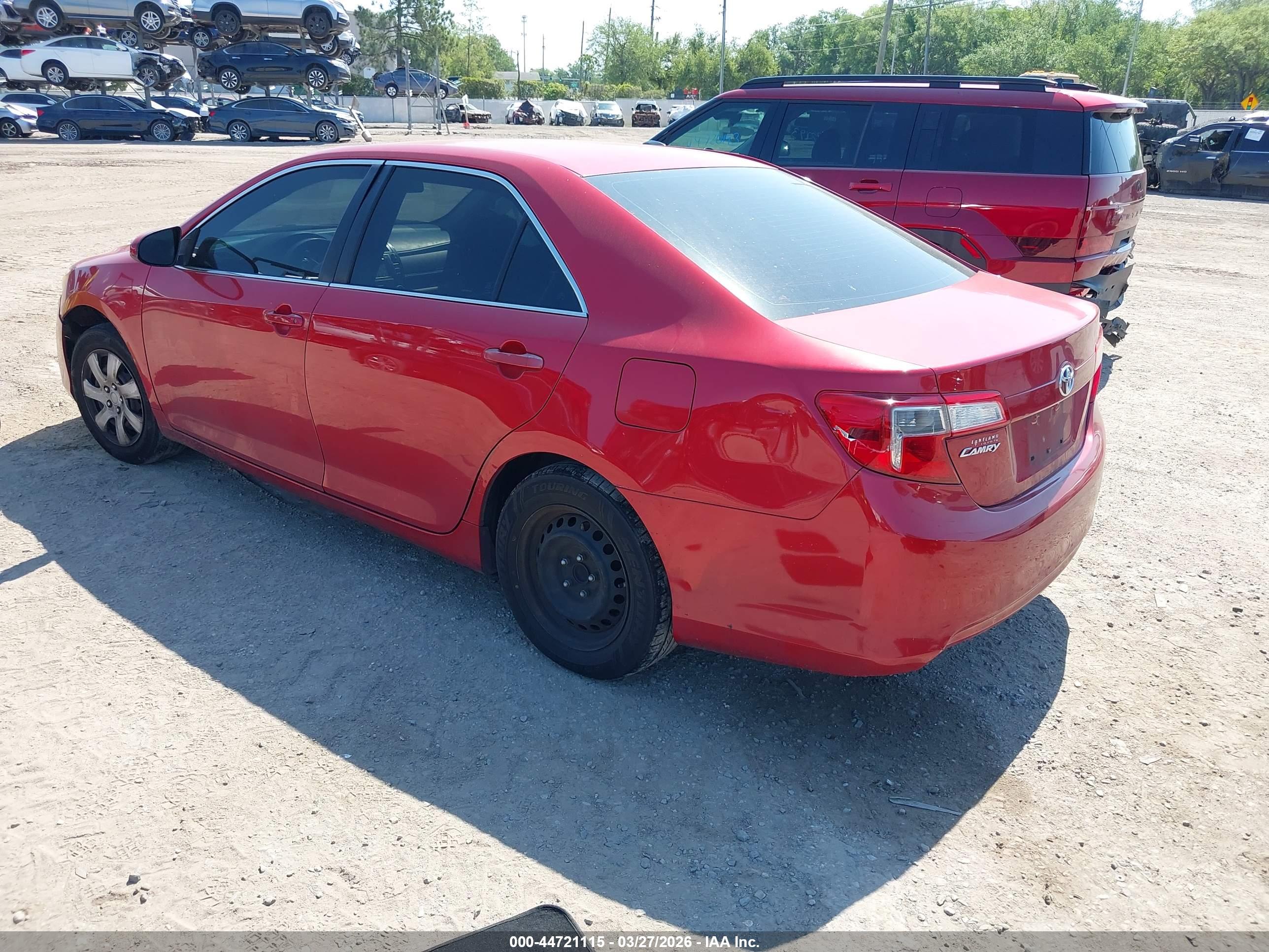TOYOTA CAMRY image 3