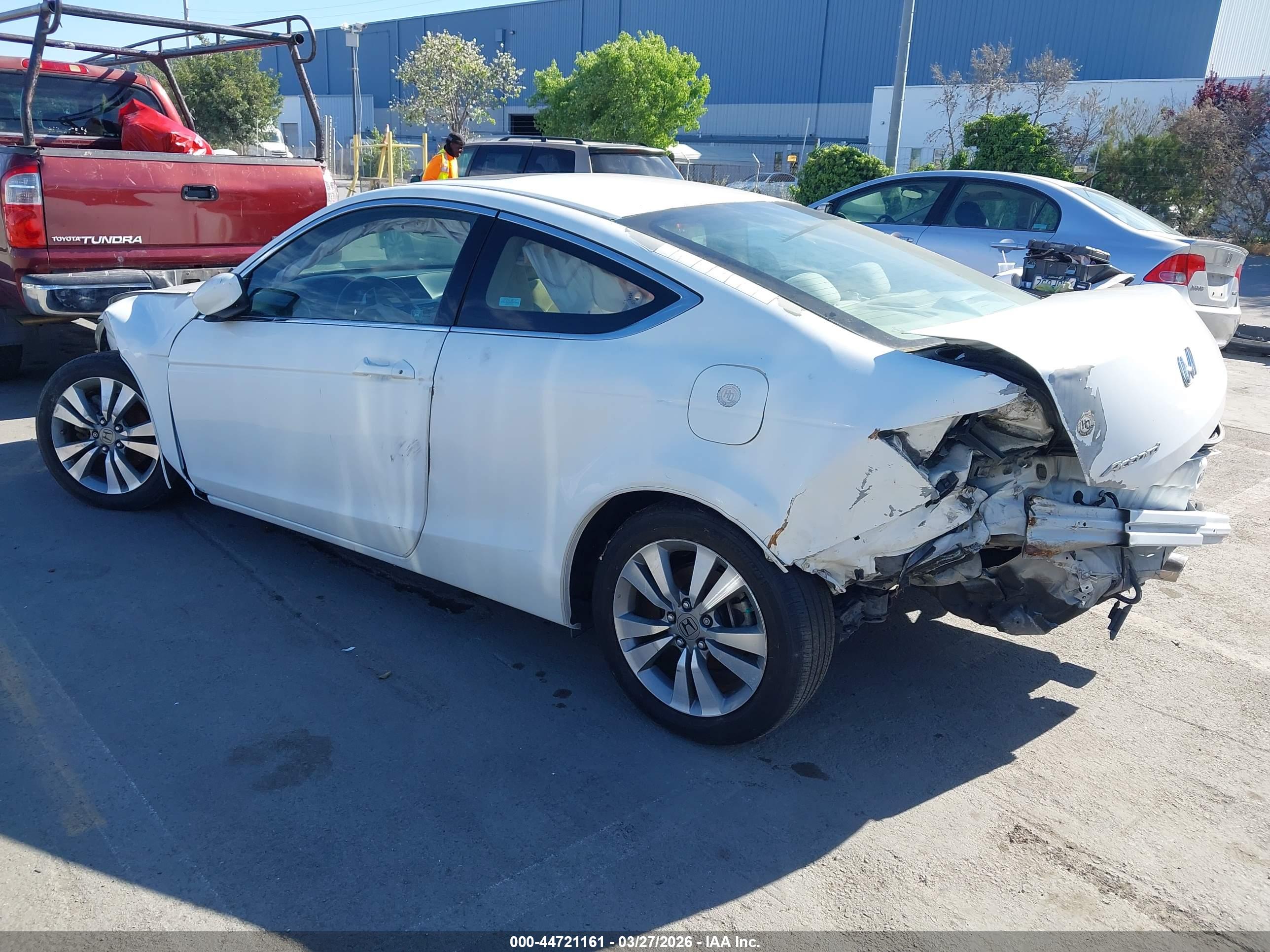 HONDA ACCORD image 3