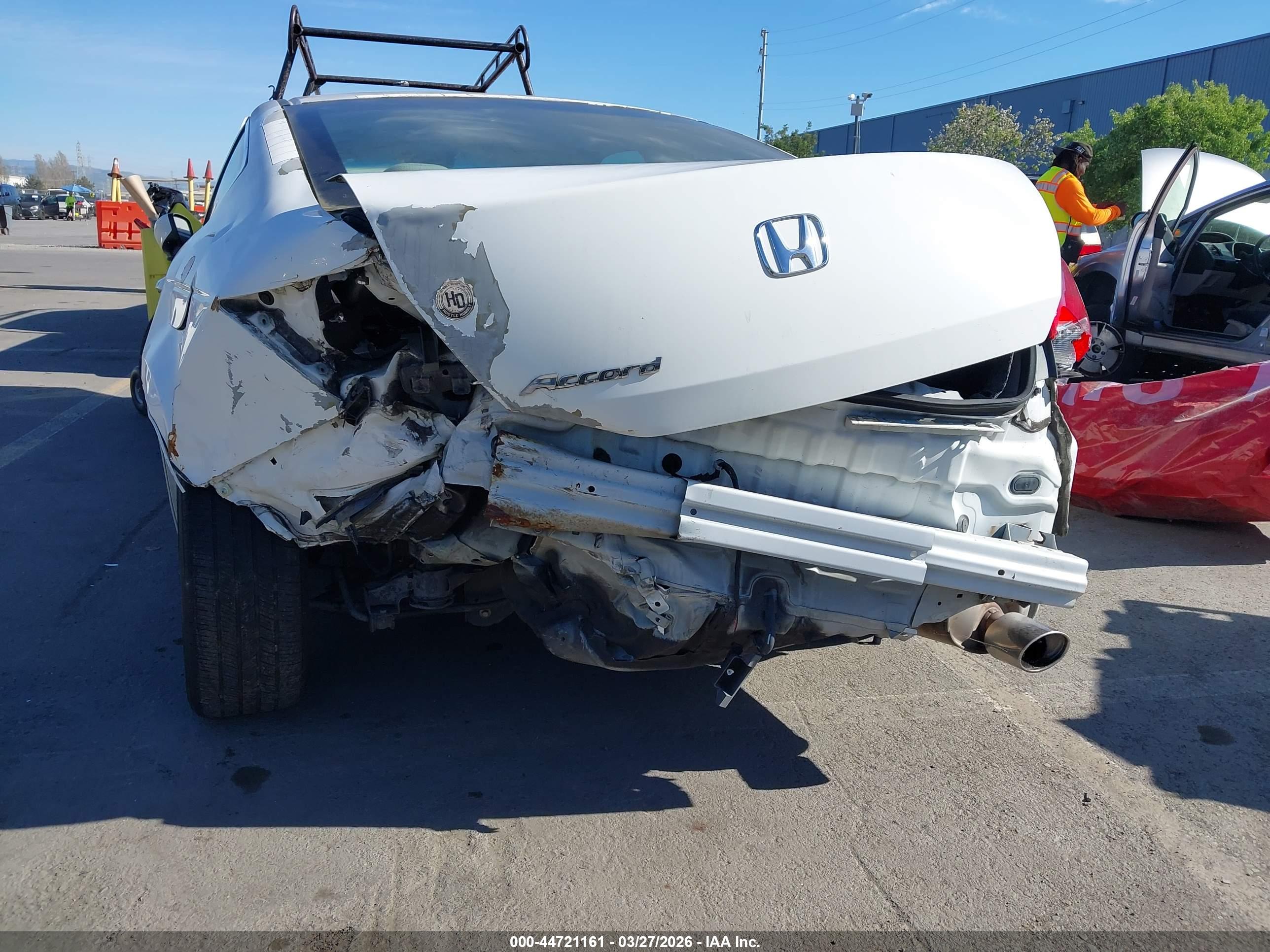 HONDA ACCORD image 6