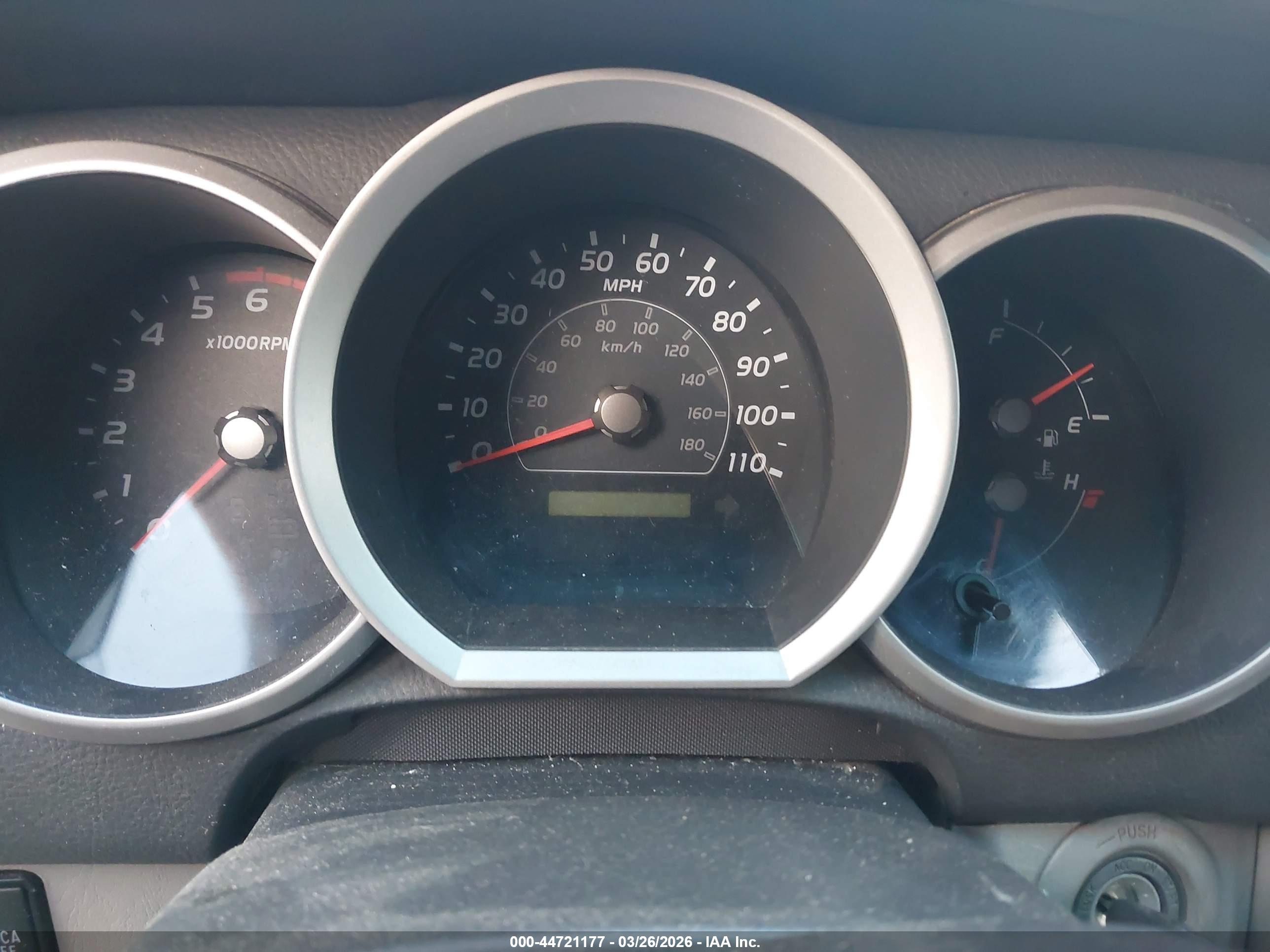 TOYOTA 4RUNNER image 7