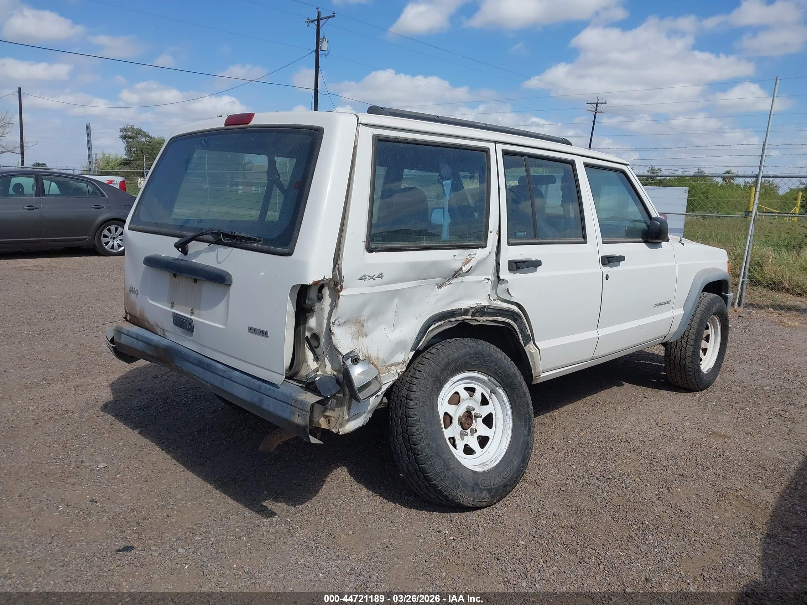 JEEP CHEROKEE image 4