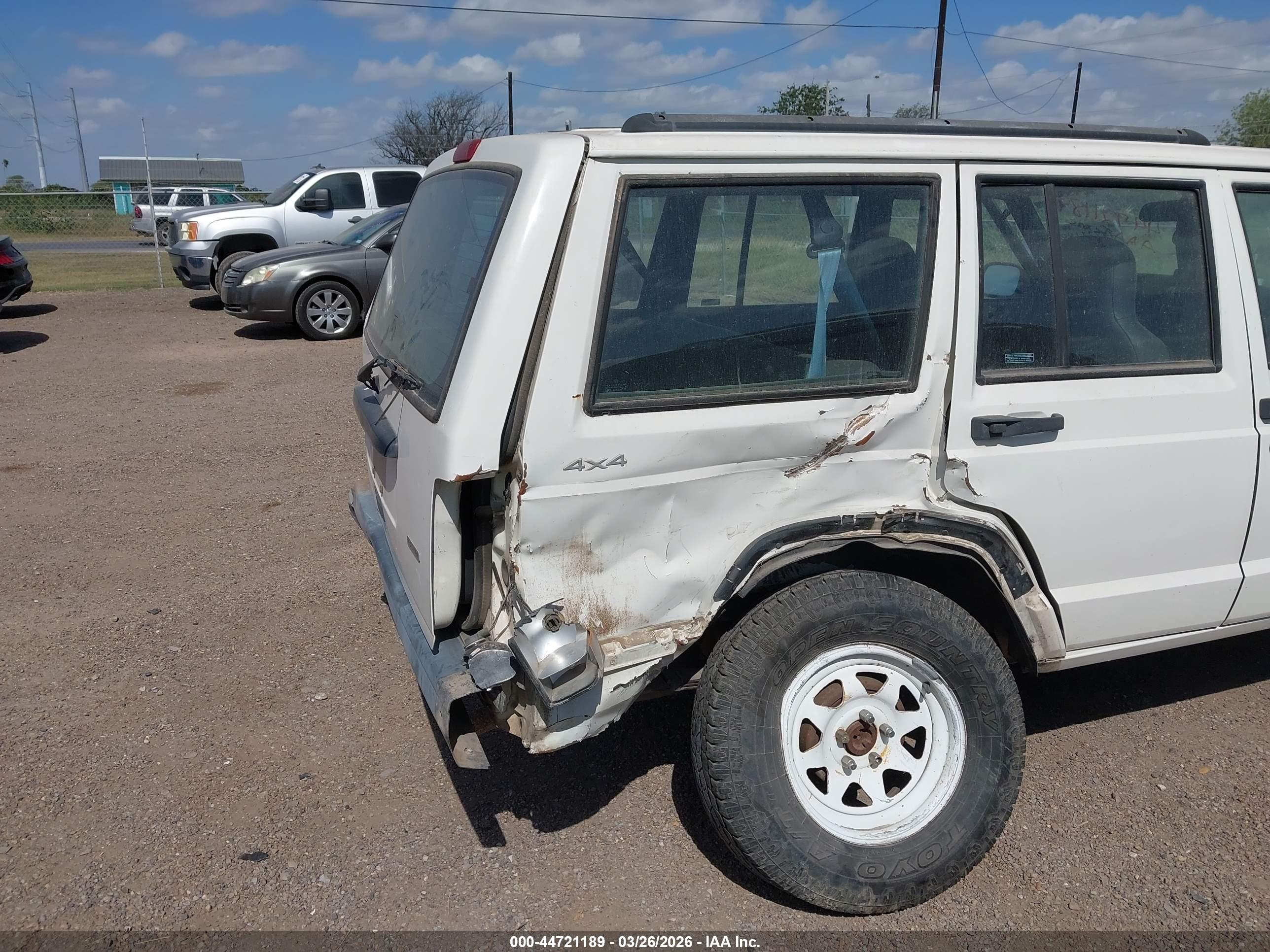 JEEP CHEROKEE image 6