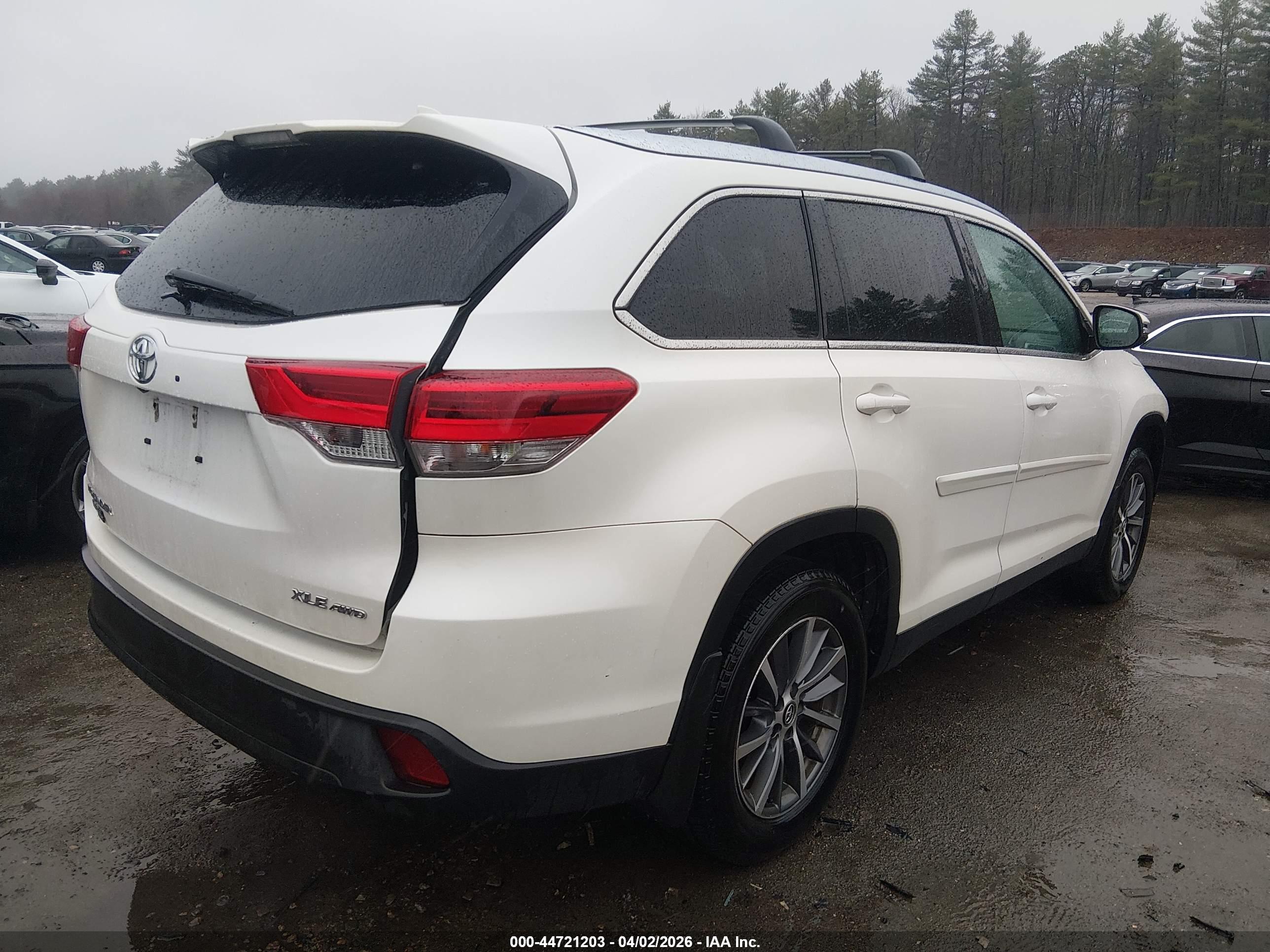 TOYOTA HIGHLANDER image 4