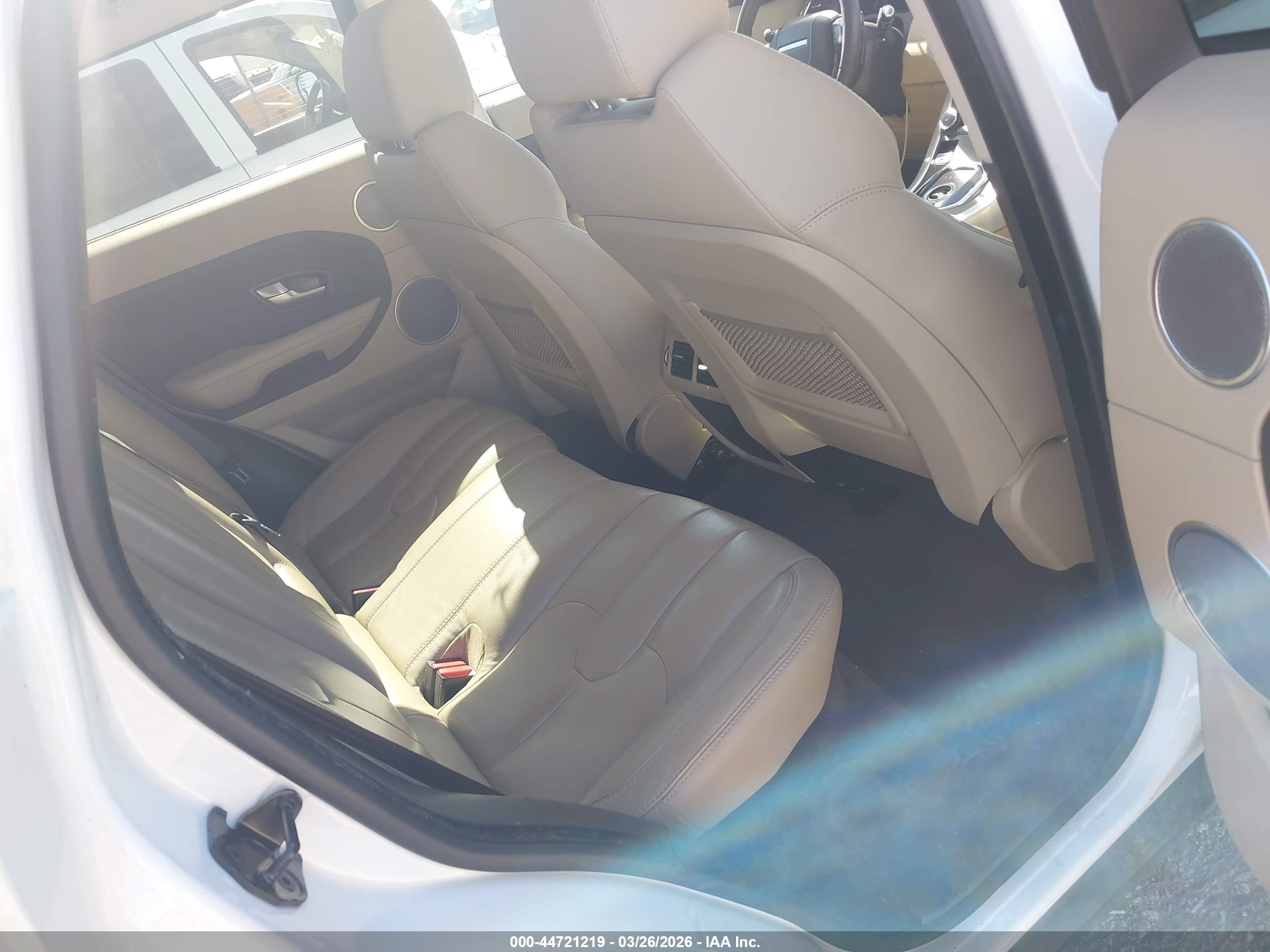 LAND ROVER image 8