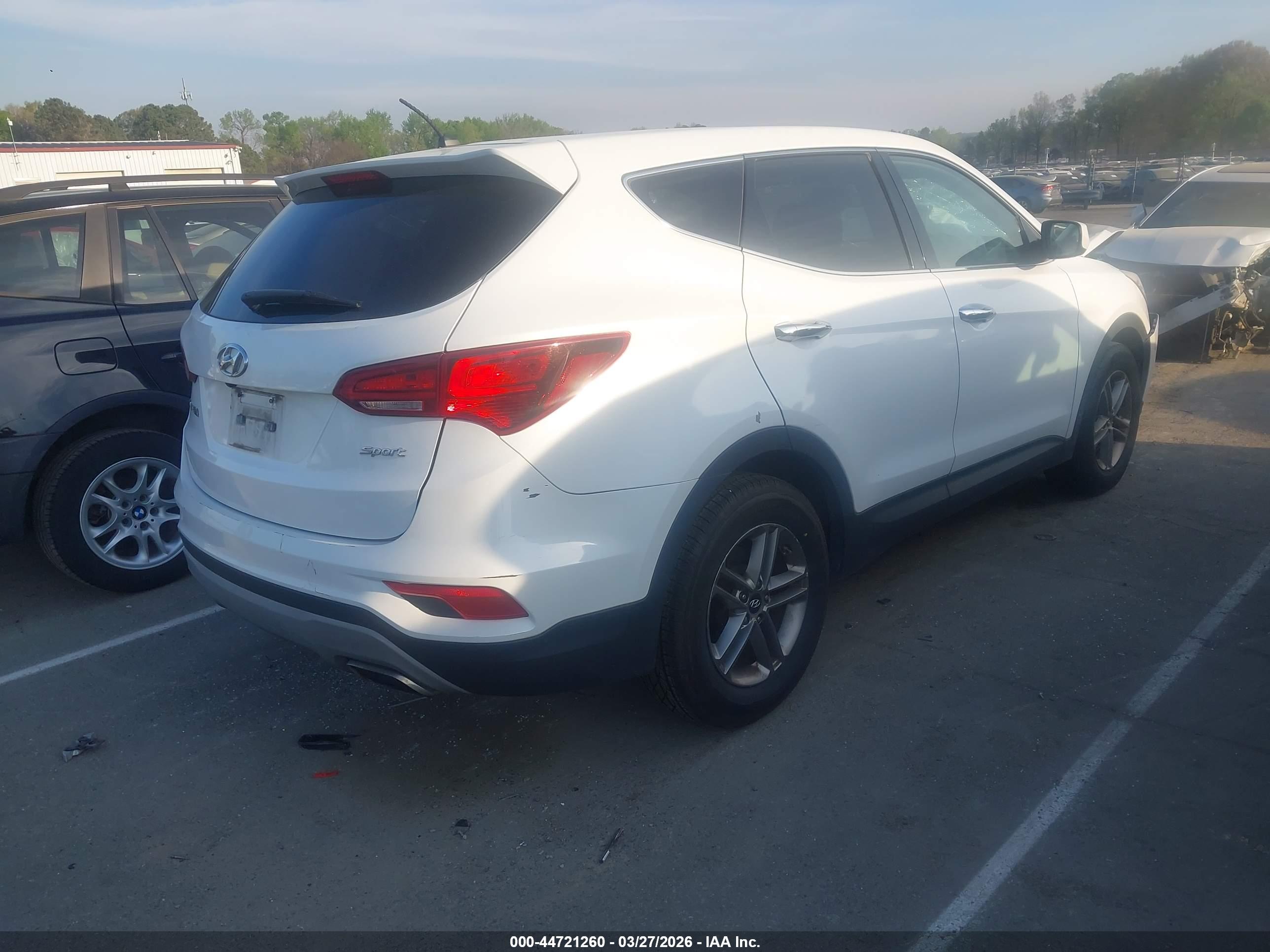HYUNDAI SANTA image 4