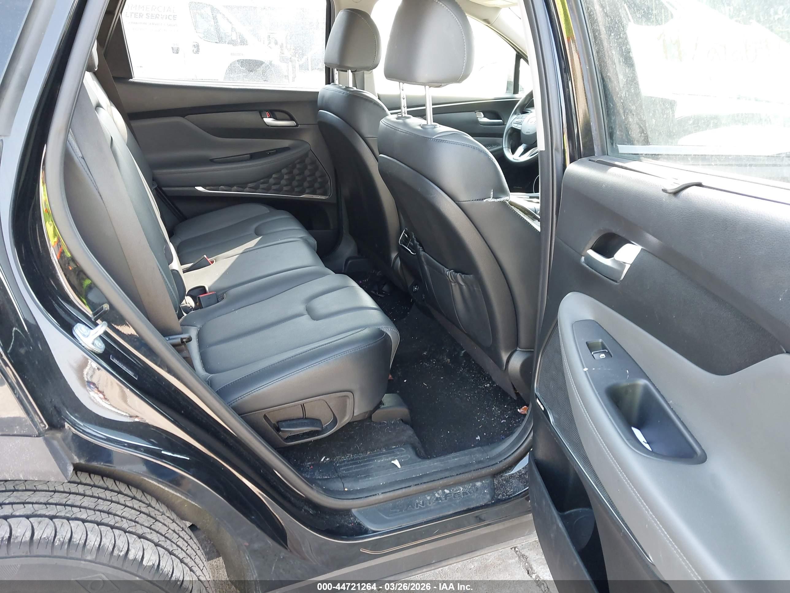 HYUNDAI SANTA image 8