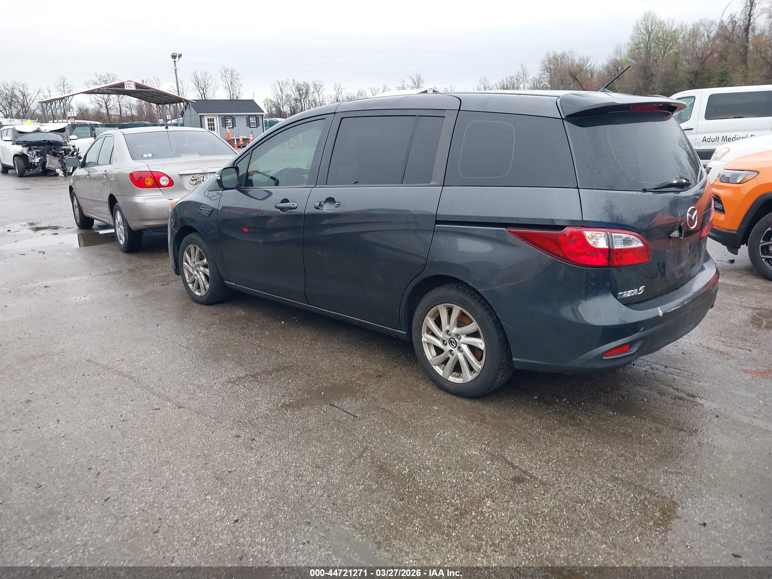MAZDA MAZDA5 image 3