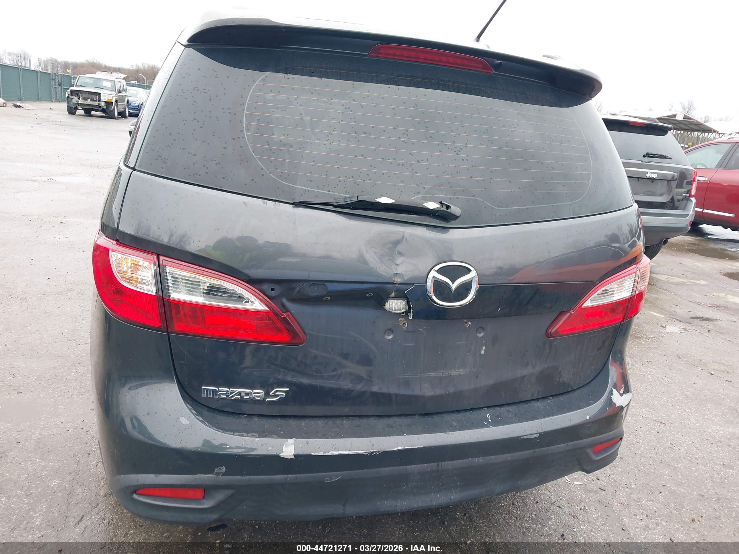 MAZDA MAZDA5 image 6